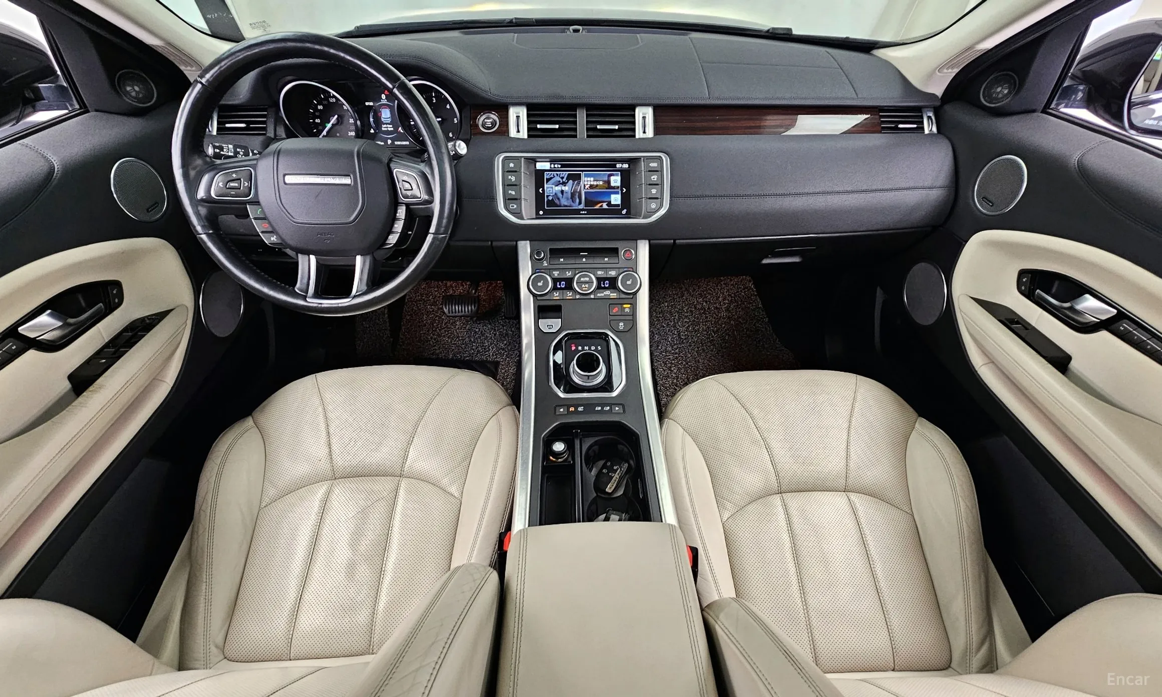 Land Rover Range Rover Evoque превью 4
