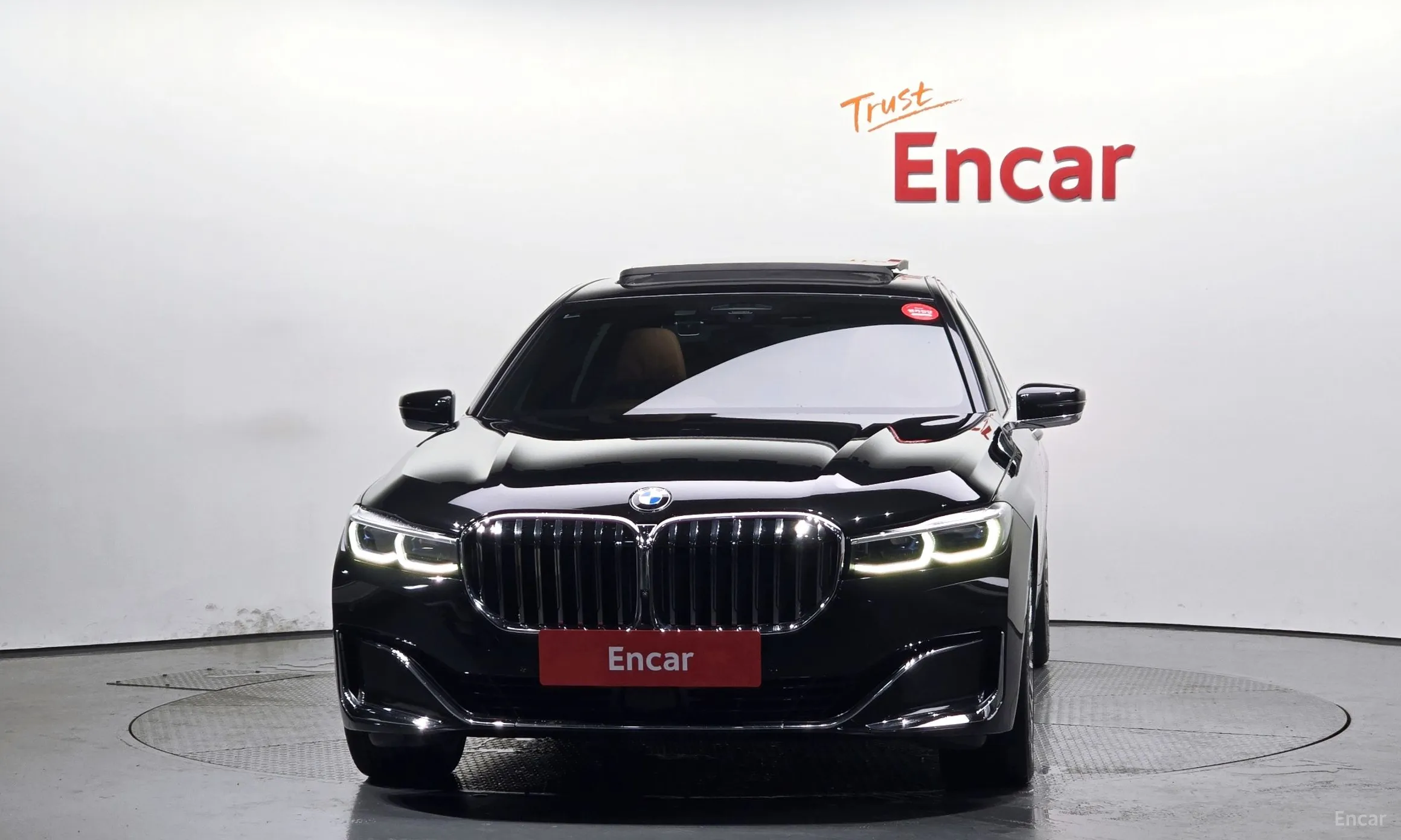 BMW 7 Series (G11) превью 2