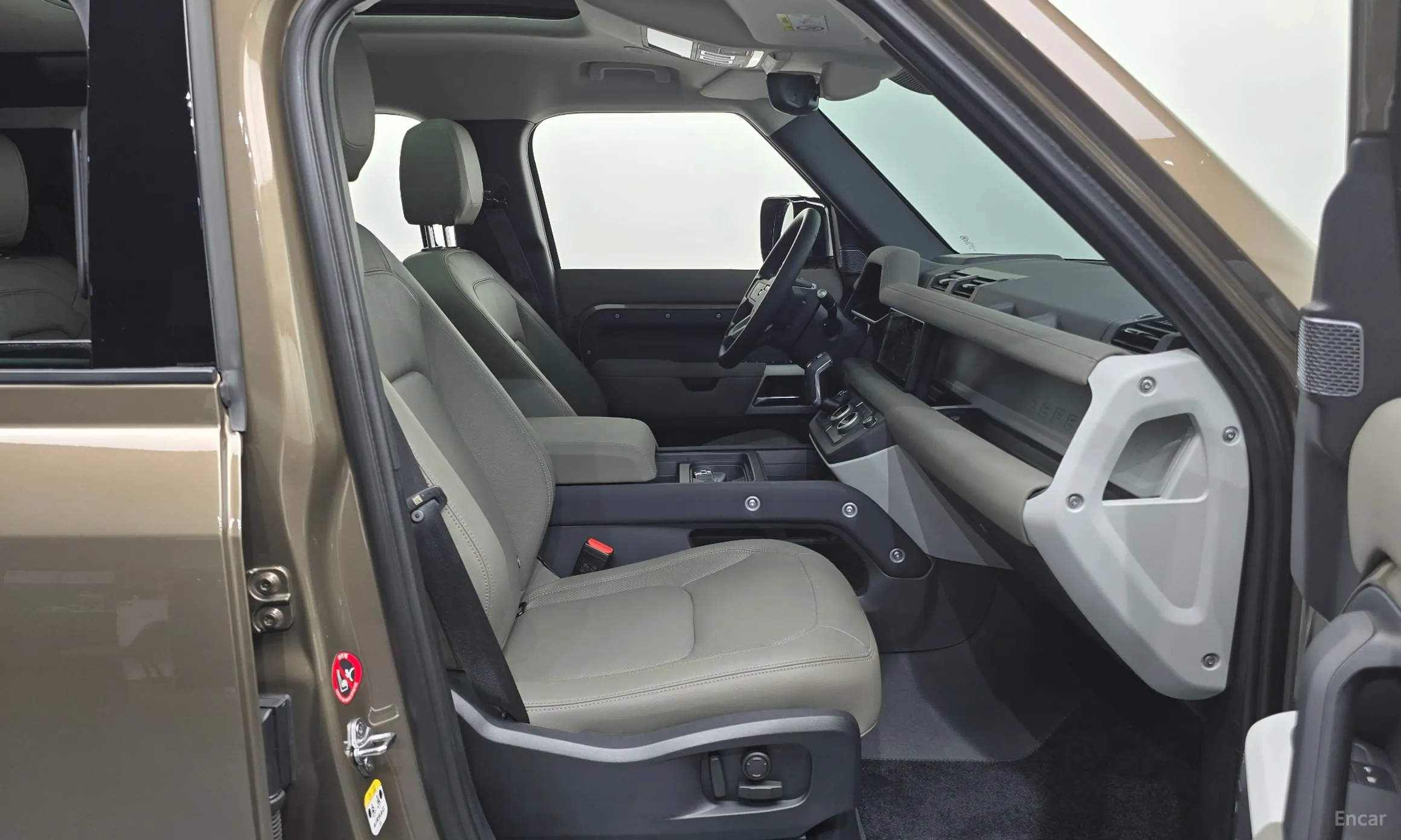 Land Rover Defender (L663)