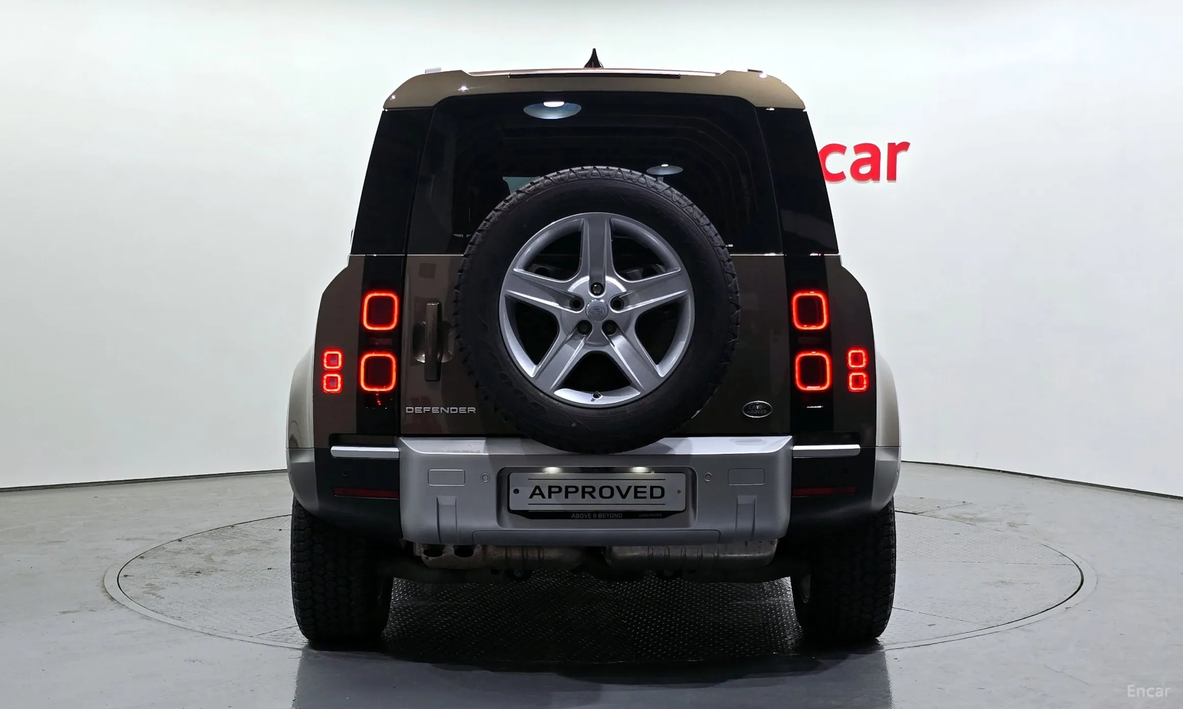 Land Rover Defender (L663) превью 4