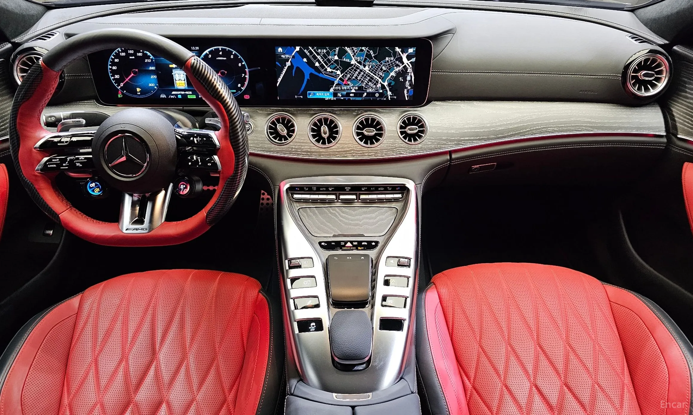 Mercedes Benz AMG GT превью 4