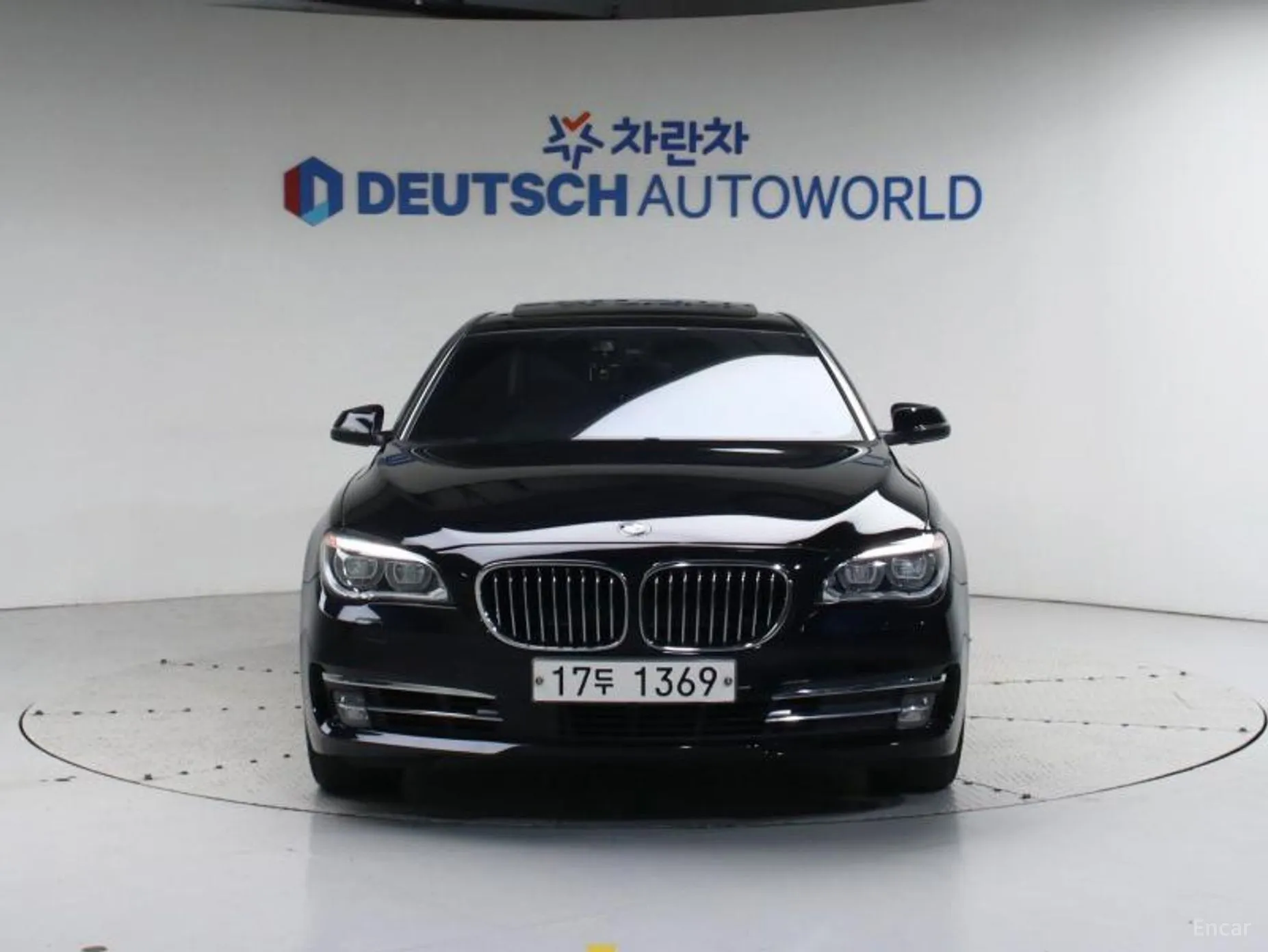 BMW 7 Series (F01) превью 2