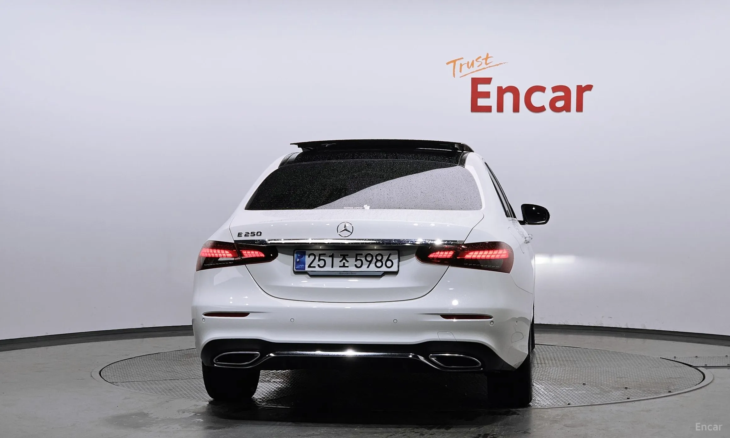 Mercedes Benz E-Class W213 превью 3