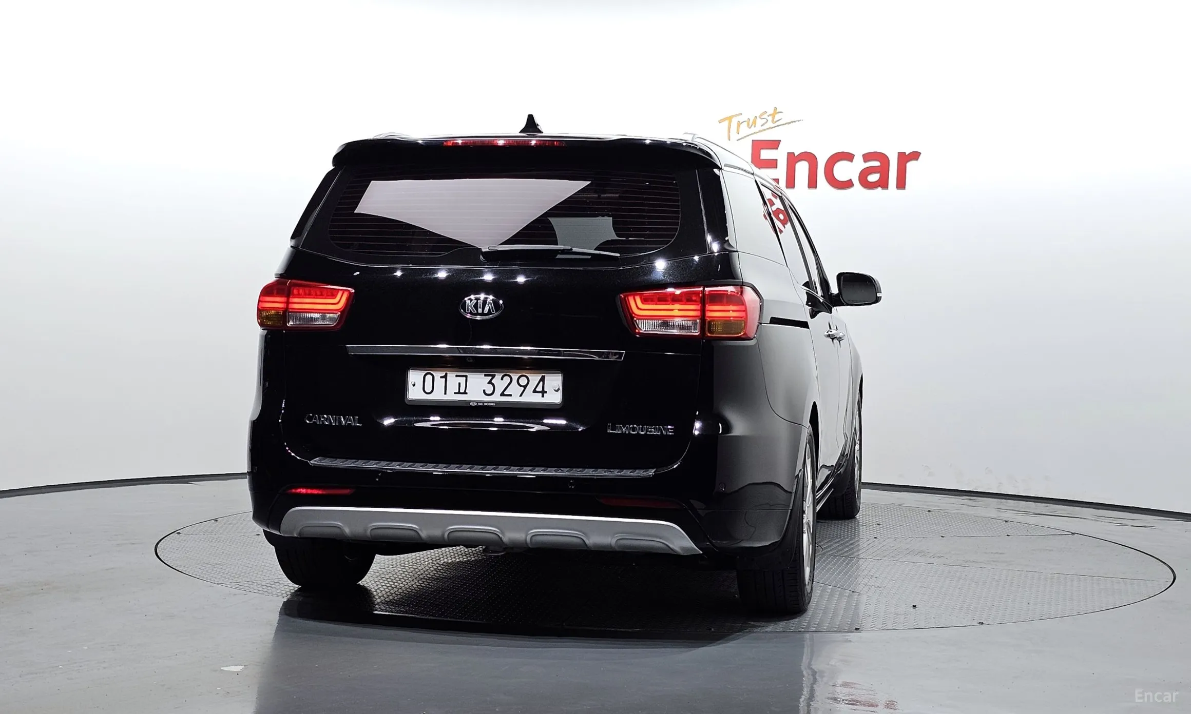 Kia Carnival превью 3