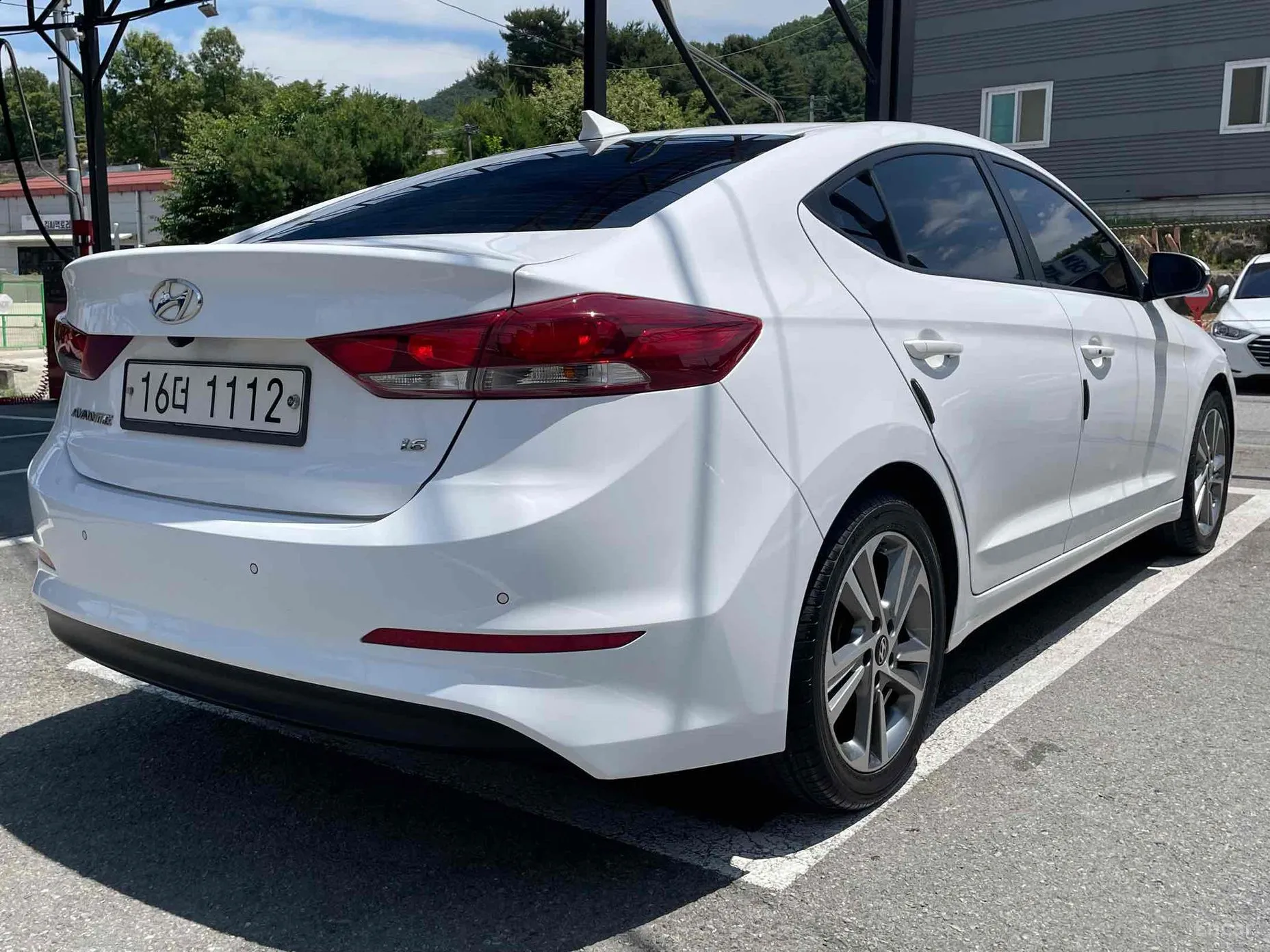 Hyundai Avante AD превью 3