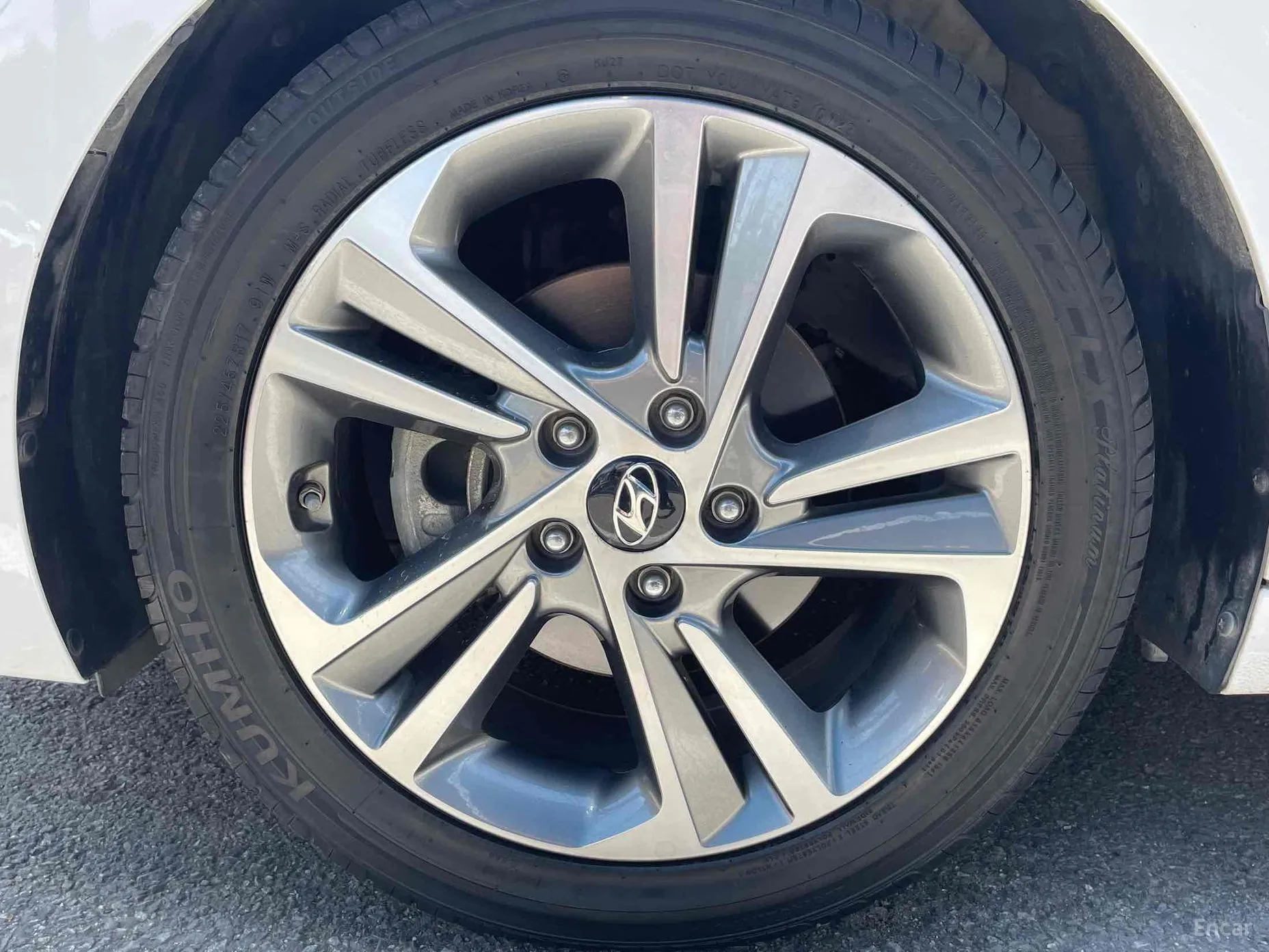 Hyundai Avante AD превью 4