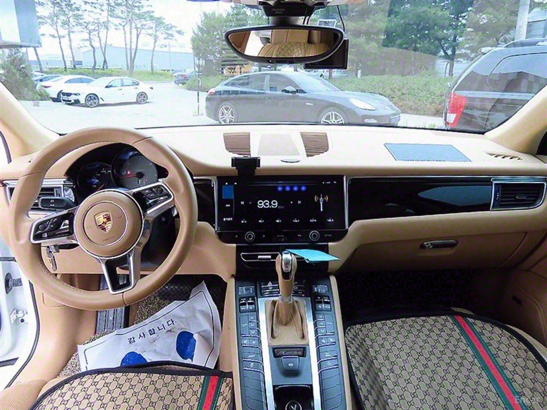 Porsche Macan превью 4