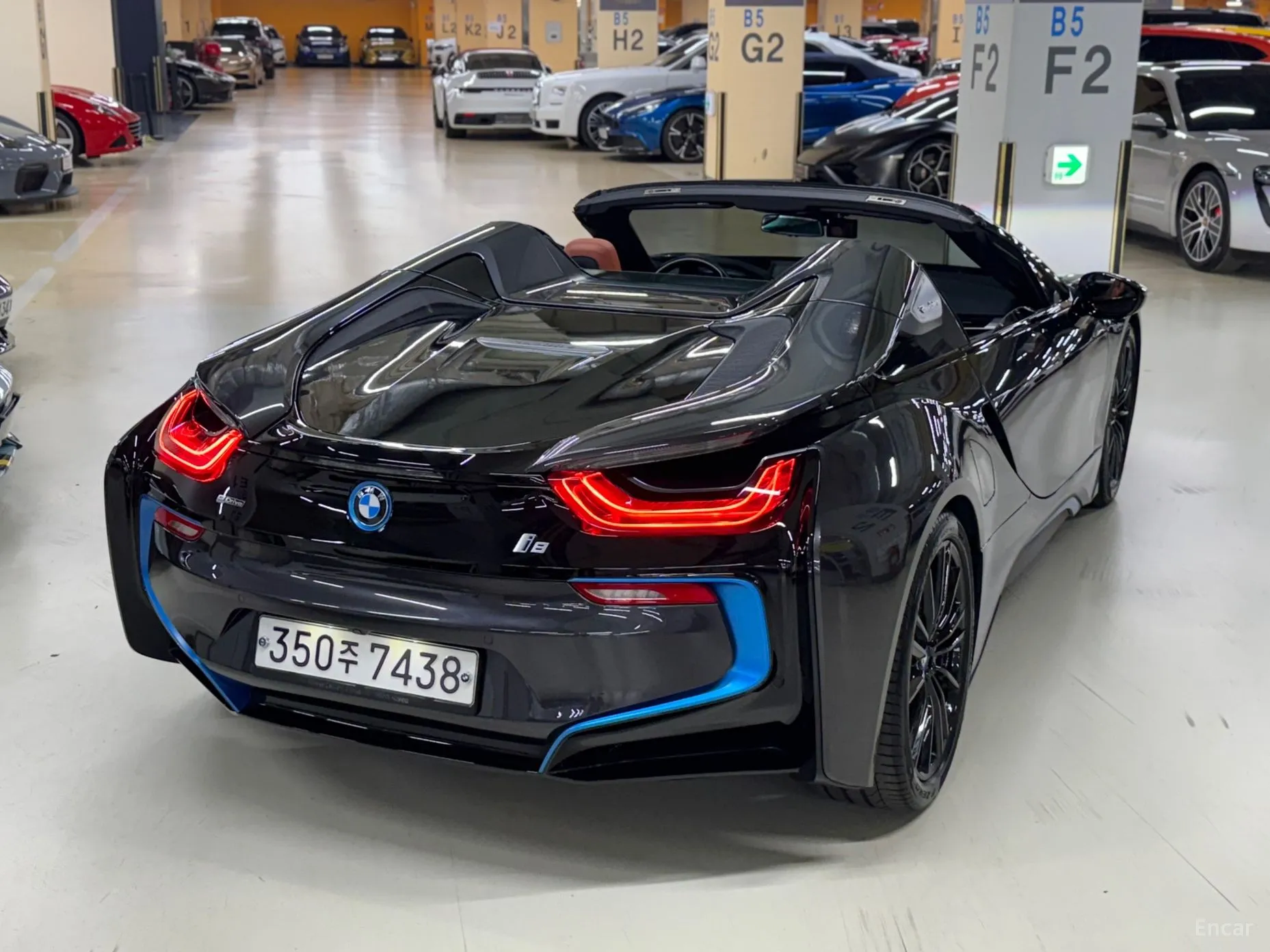 BMW i8