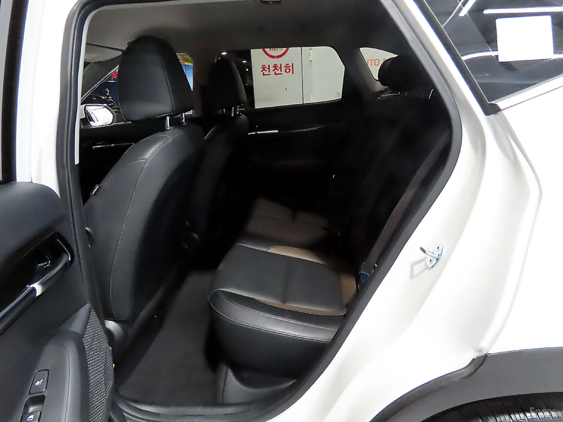 Kia Seltos превью 4