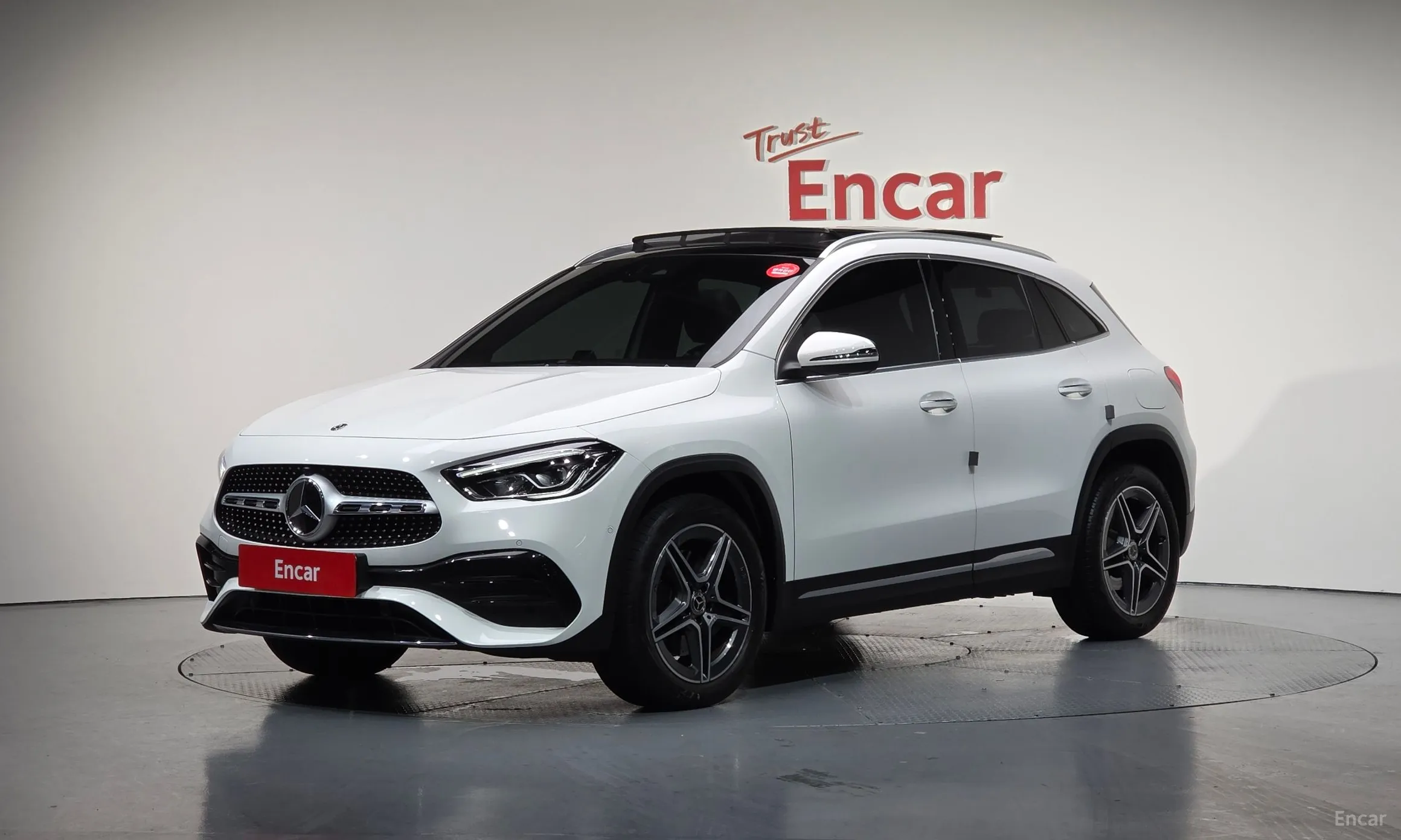 Mercedes Benz GLA-Class H247