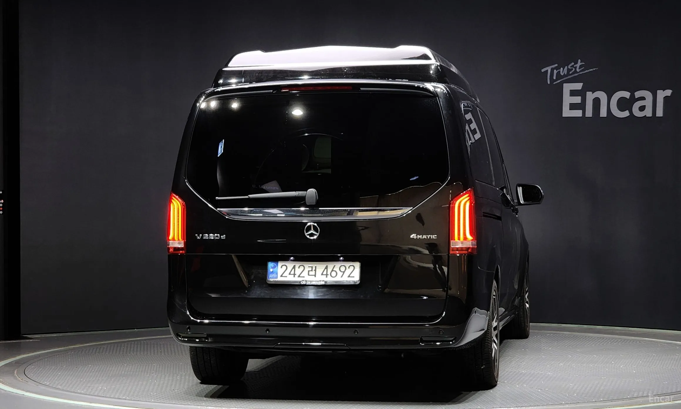 Mercedes Benz V-Class превью 3