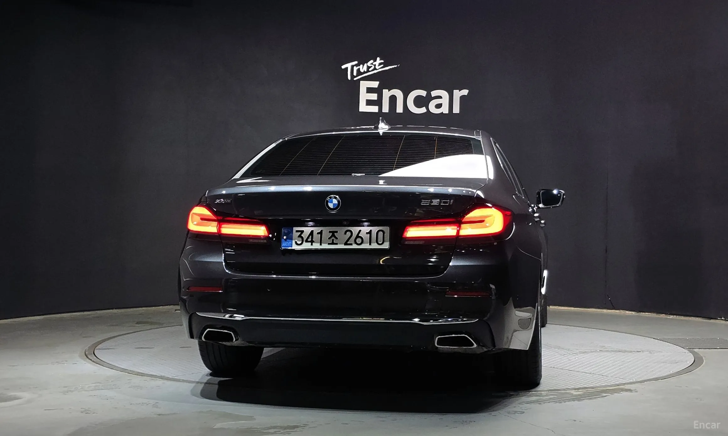 BMW 5 Series (G30) превью 3