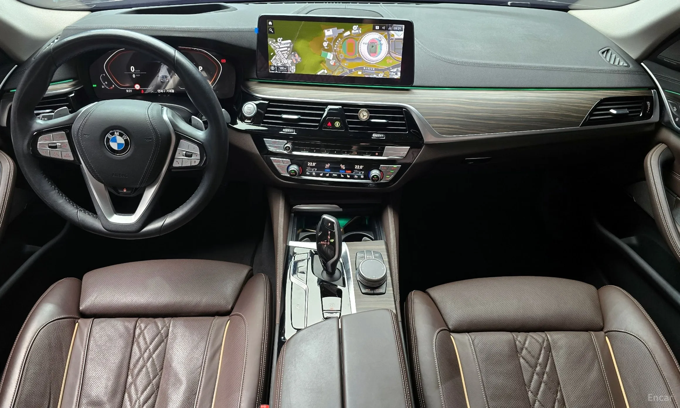 BMW 5 Series (G30) превью 4