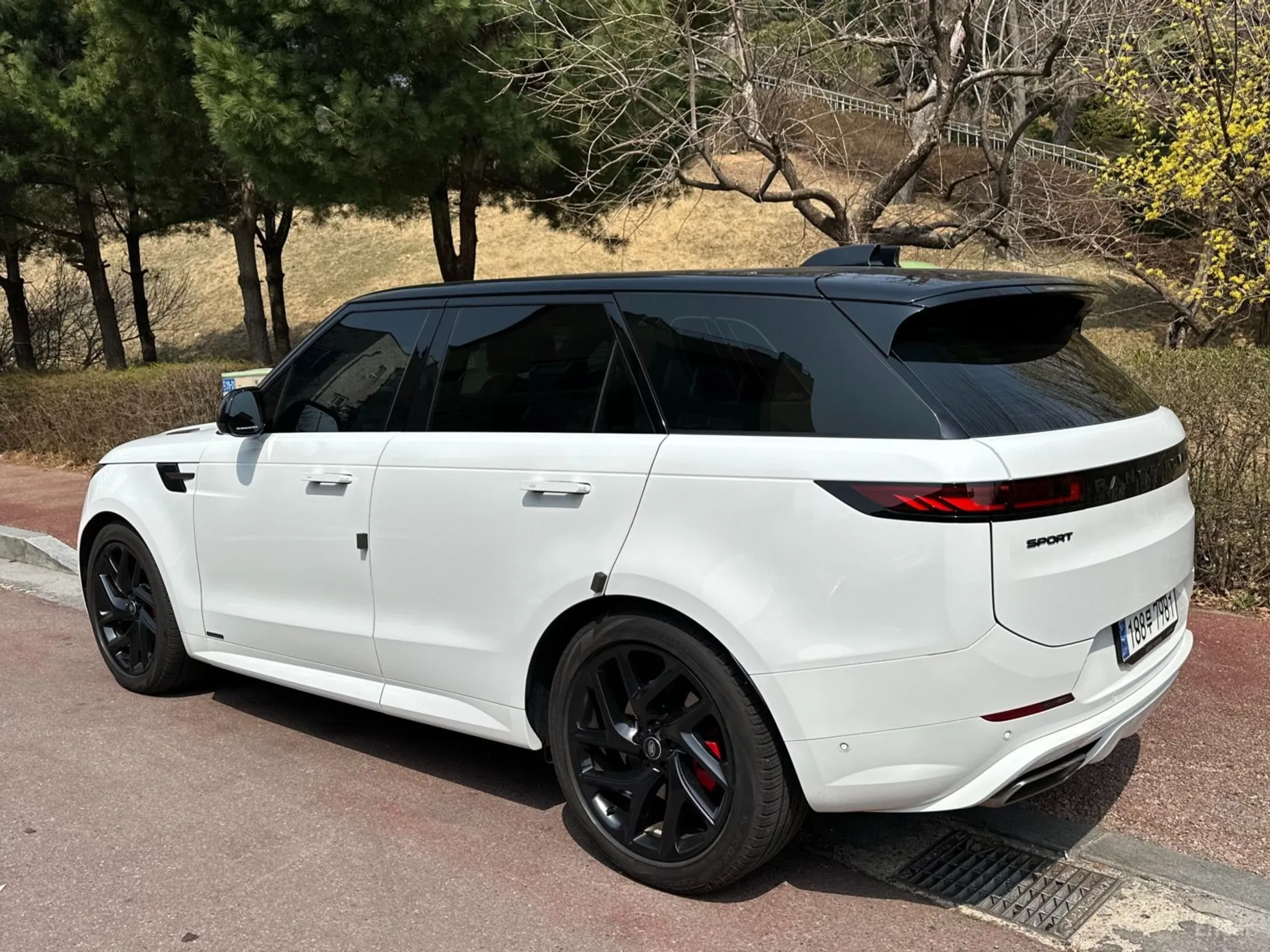 Land Rover Range Rover Sport 3rd Generation превью 3
