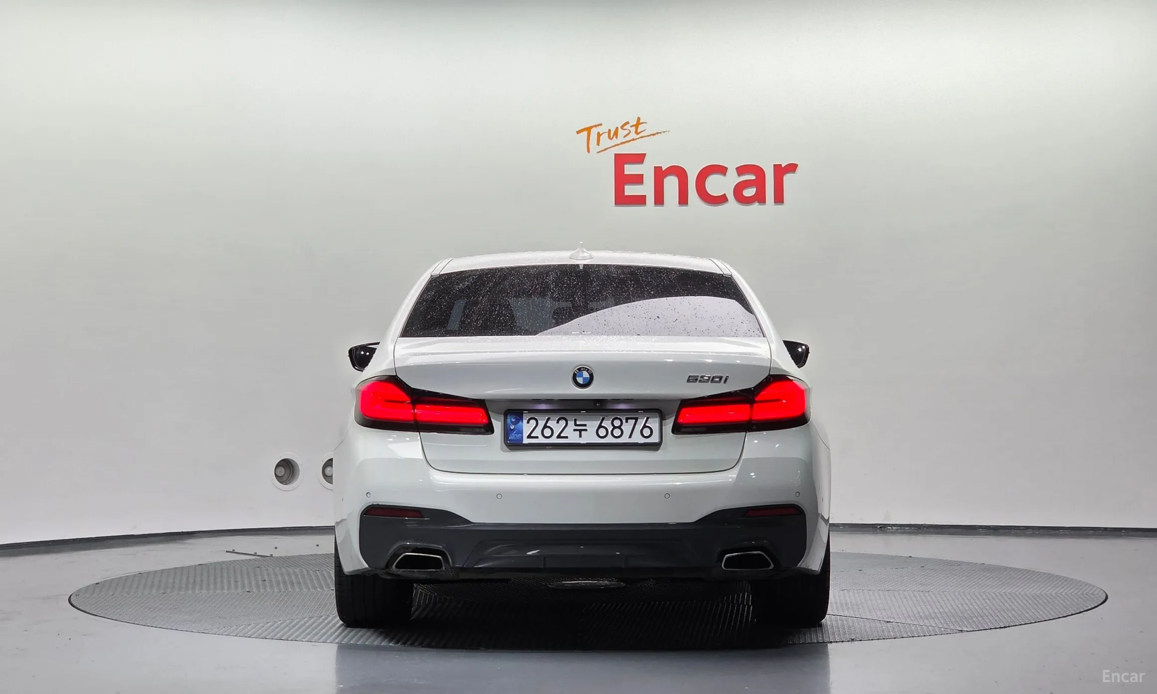 BMW 5 Series (G30) превью 3