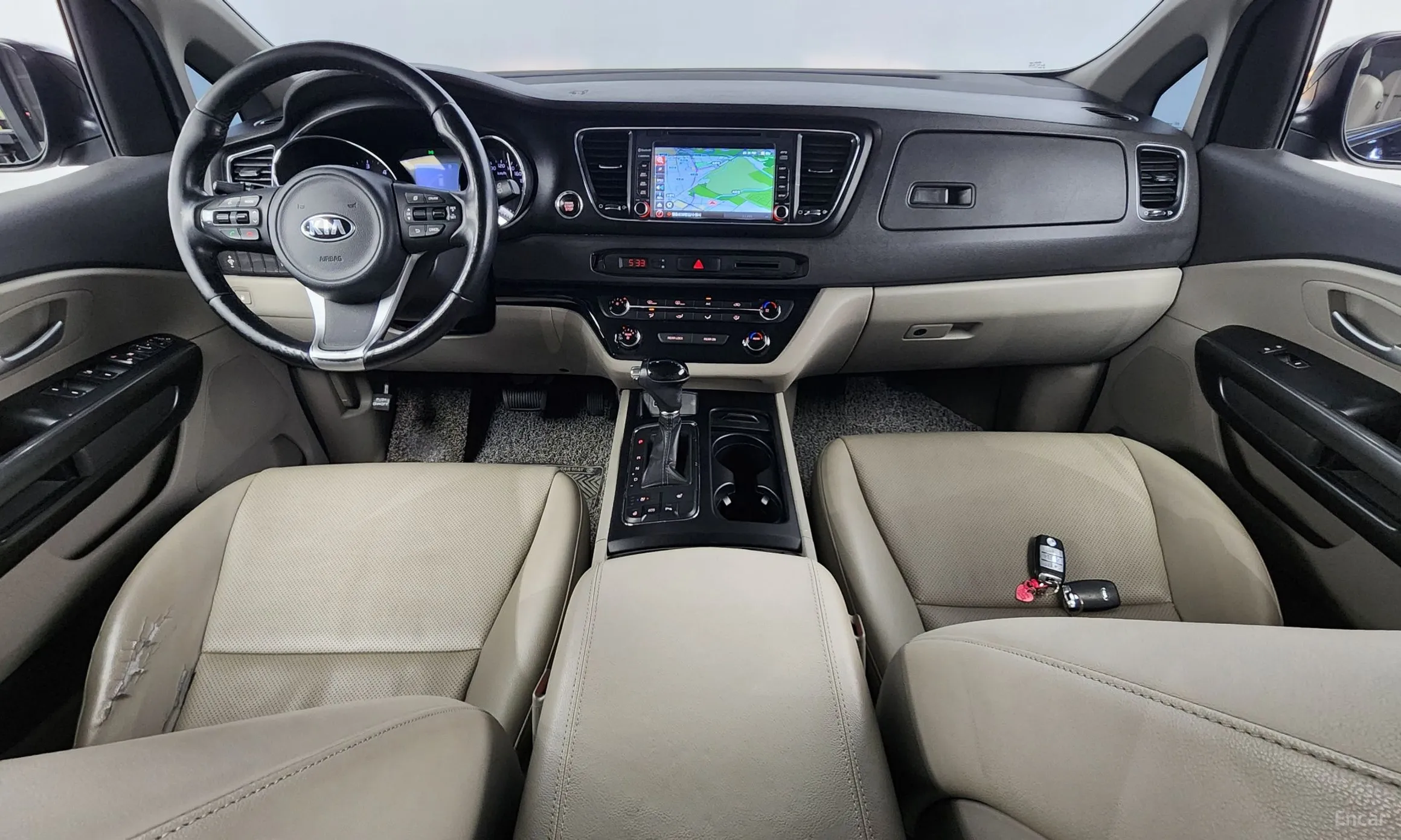 Kia Carnival превью 4