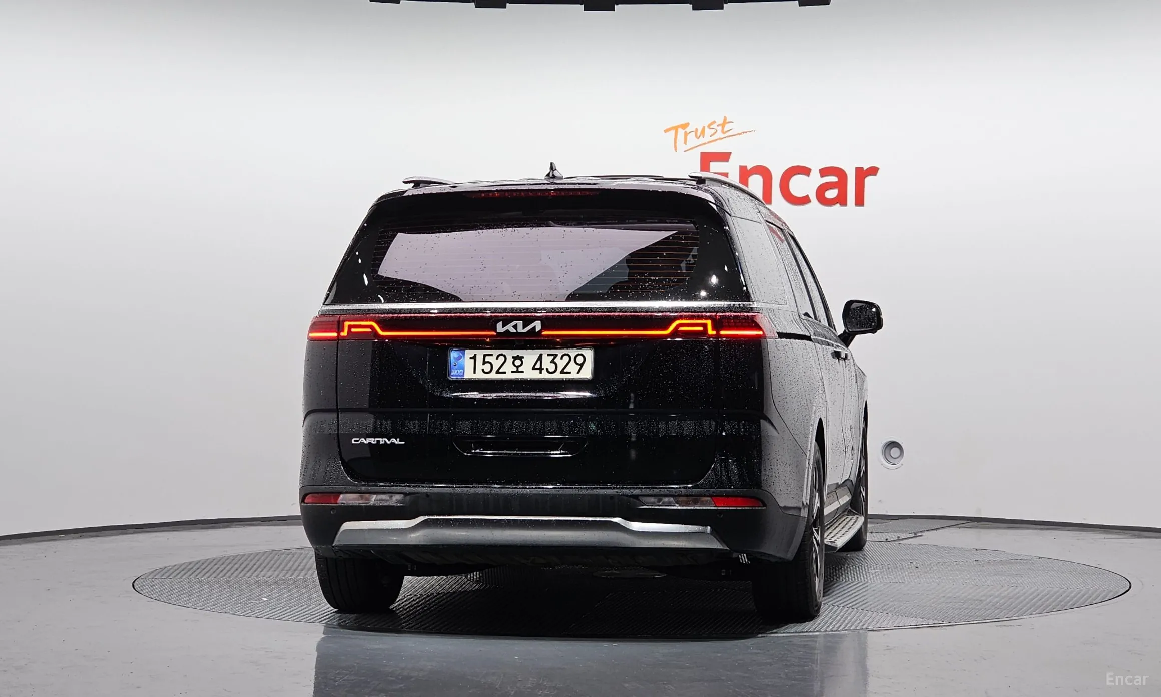 Kia Carnival Gen 4 превью 3