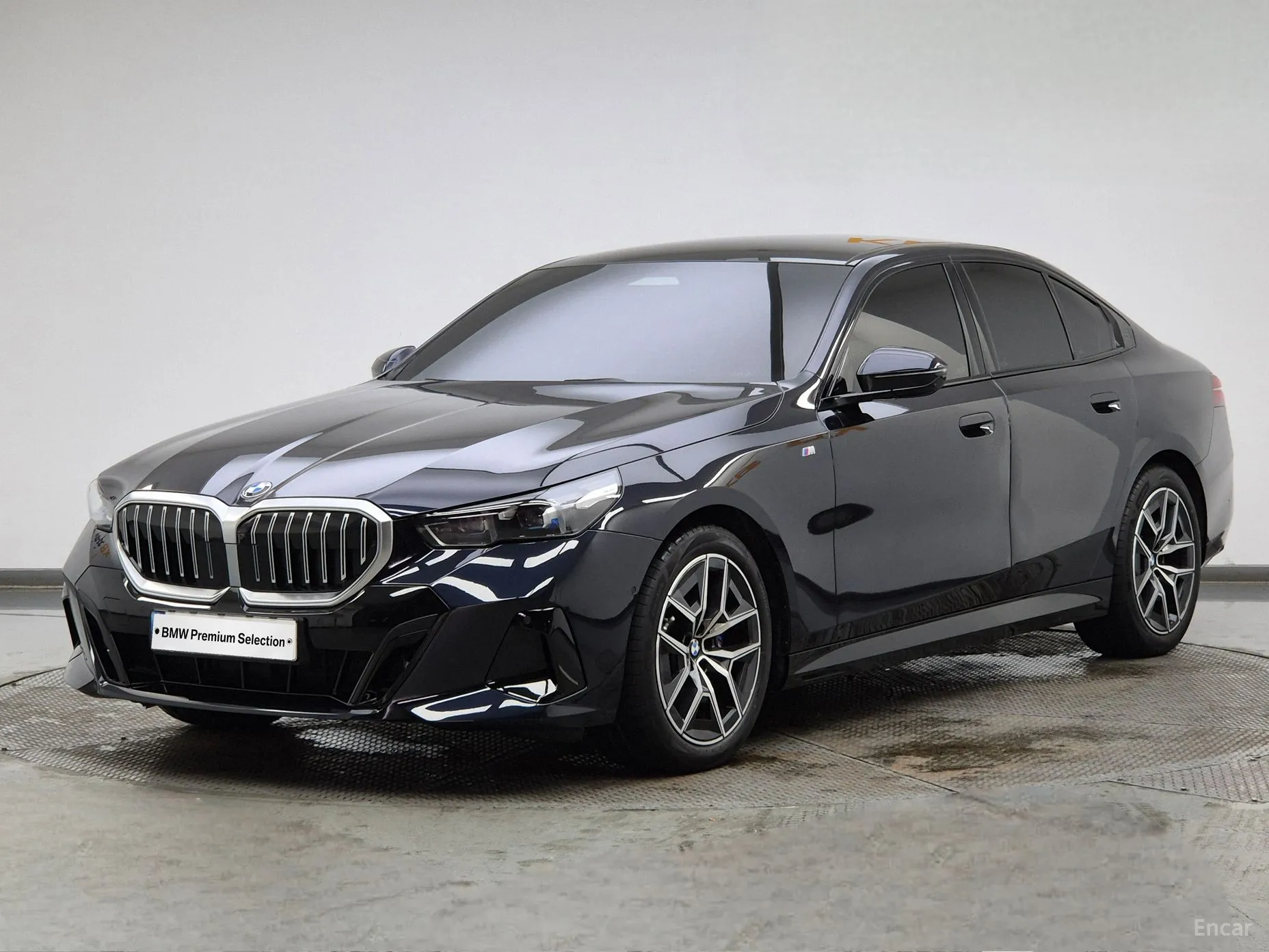 5 Series (G60)
