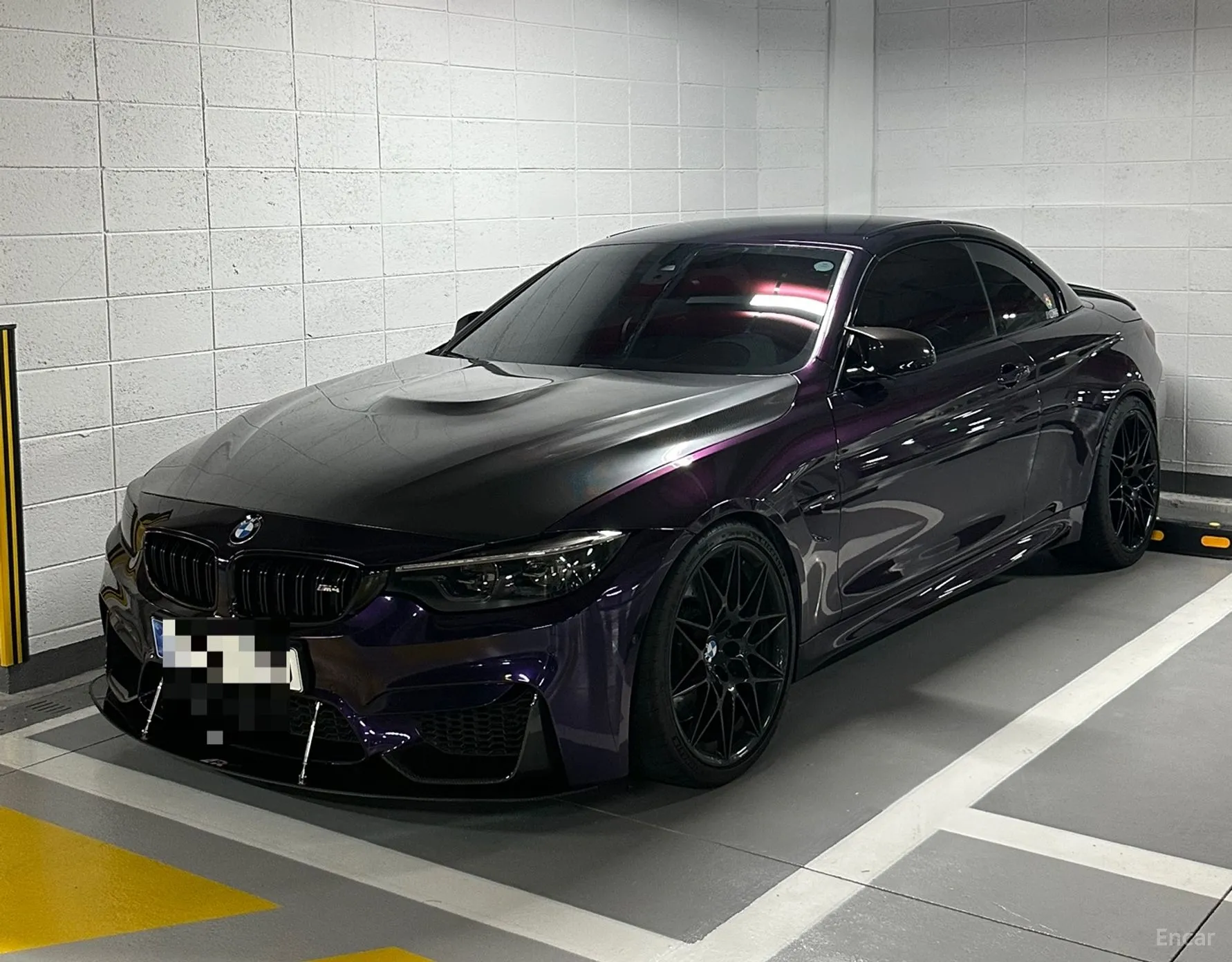 BMW M4 (F82)