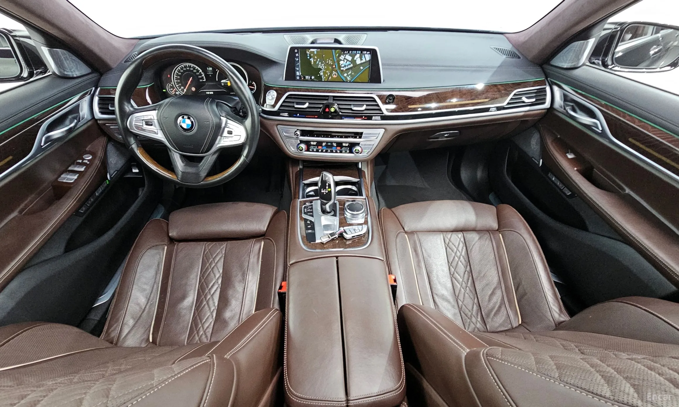 BMW 7 Series (G11) превью 4