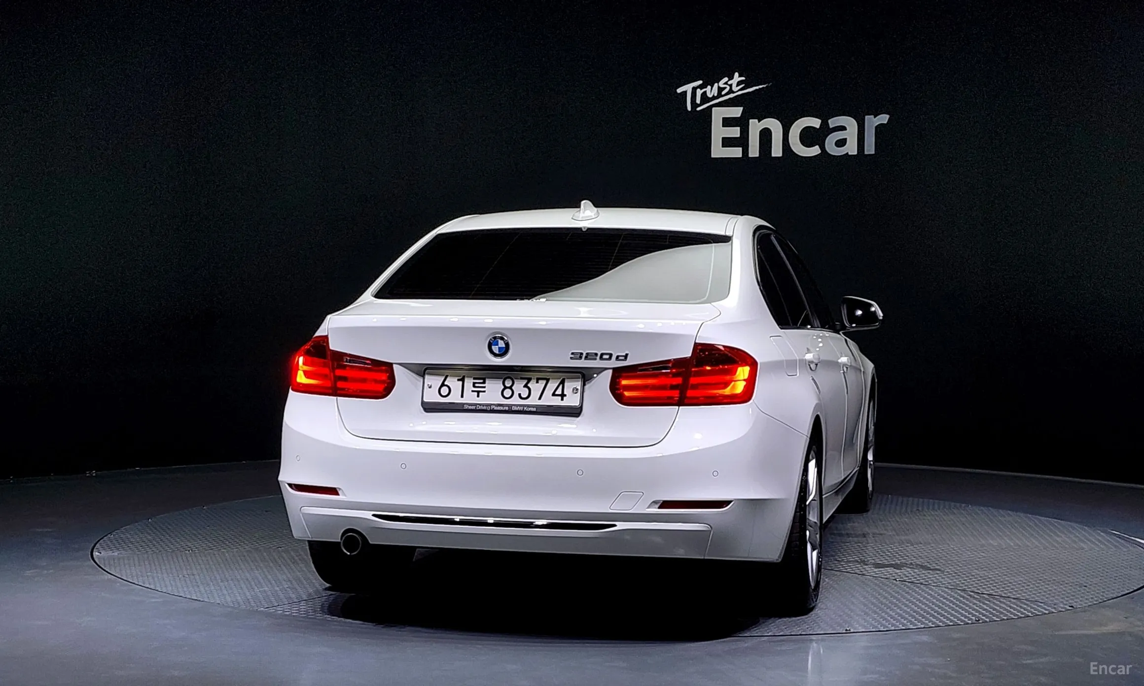 BMW 3 Series (F30) превью 3