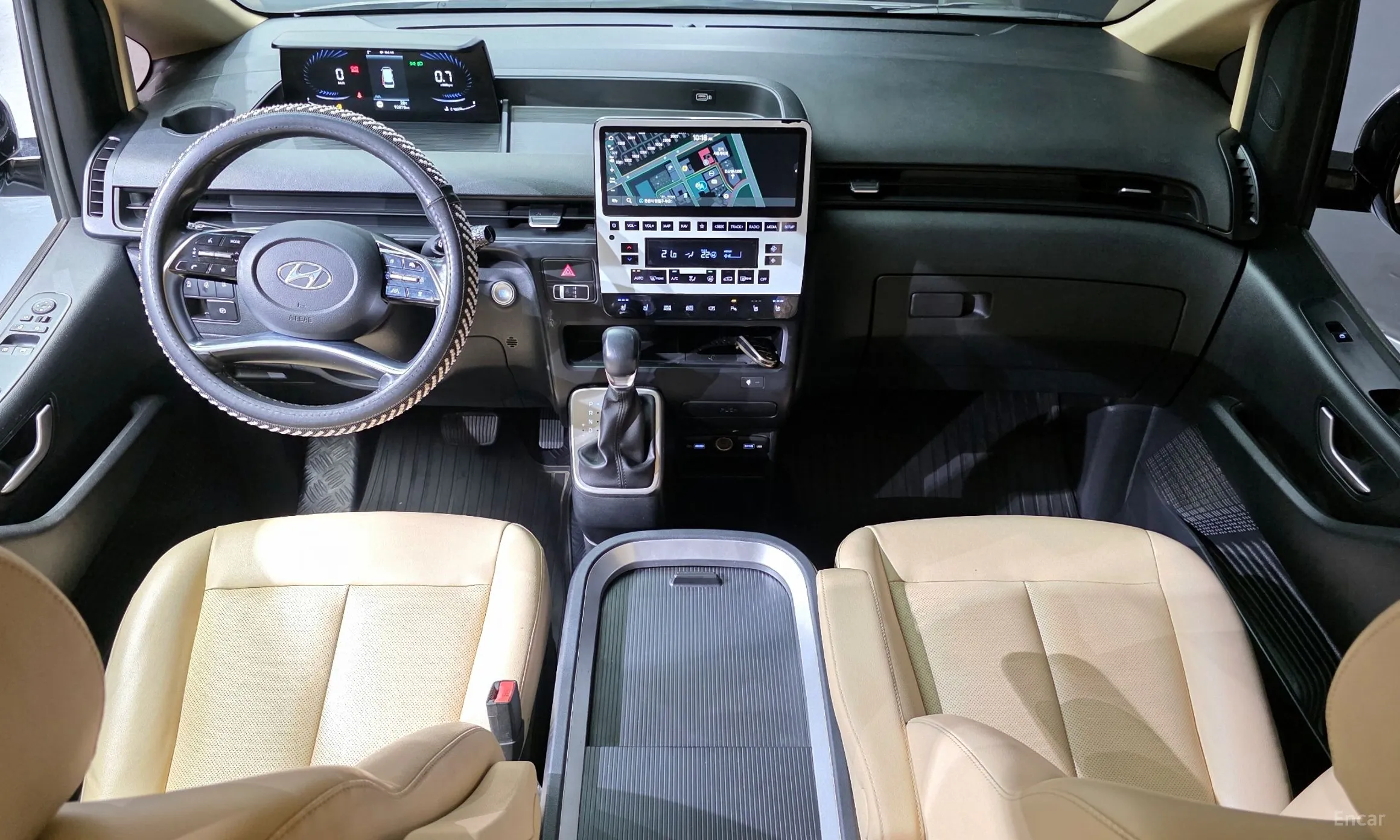 Hyundai Staria превью 4