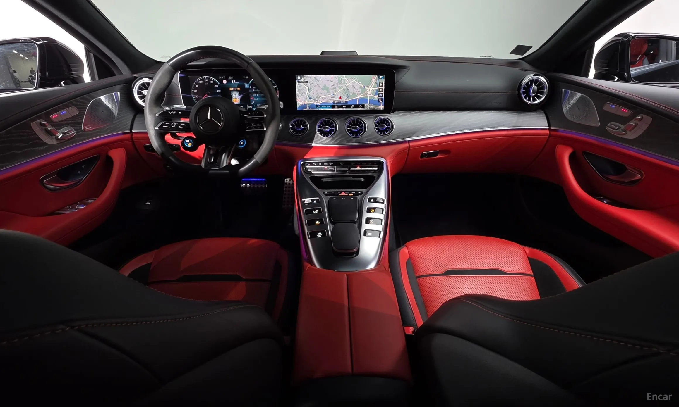 Mercedes Benz AMG GT превью 4