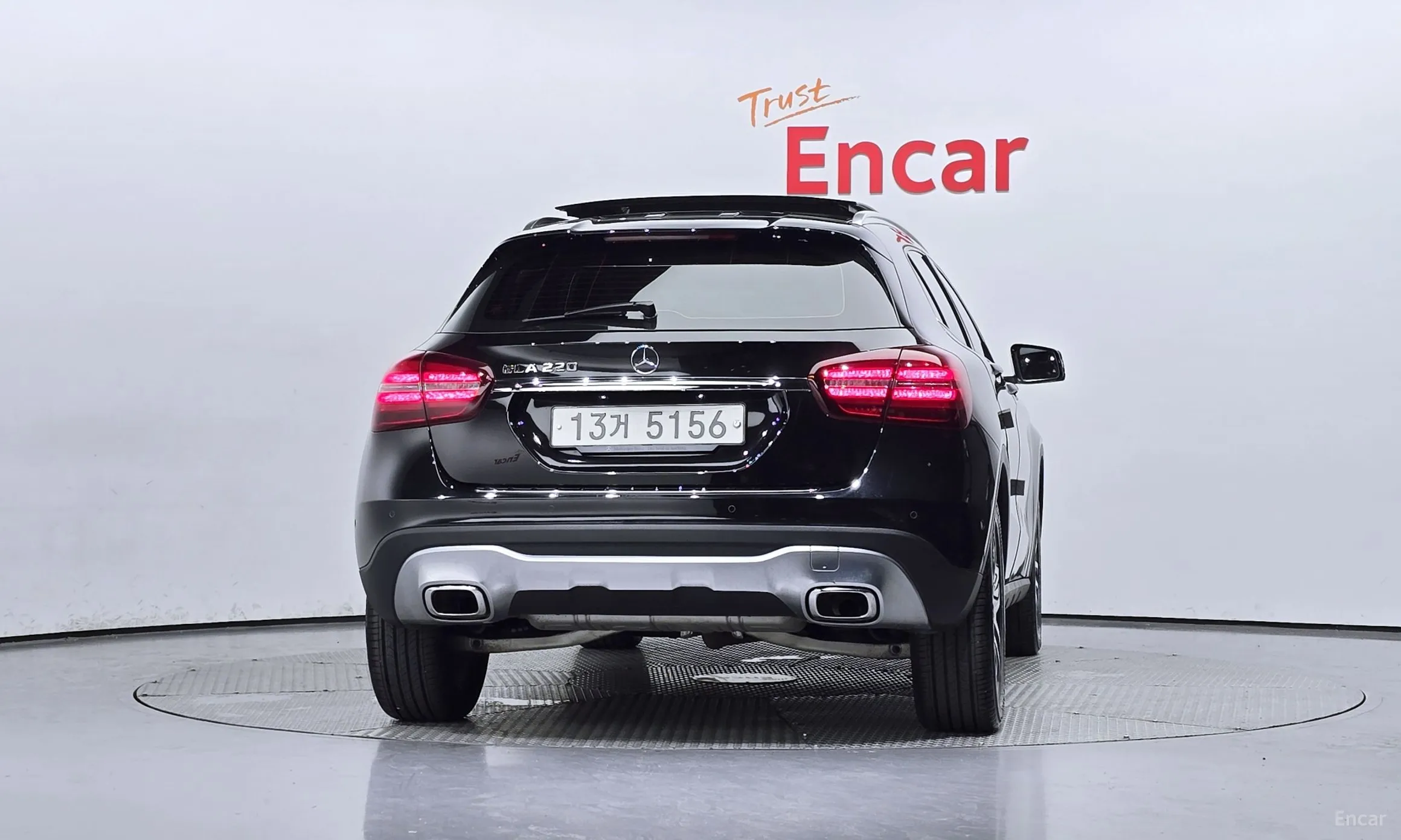 Mercedes Benz GLA-Class X156 превью 3