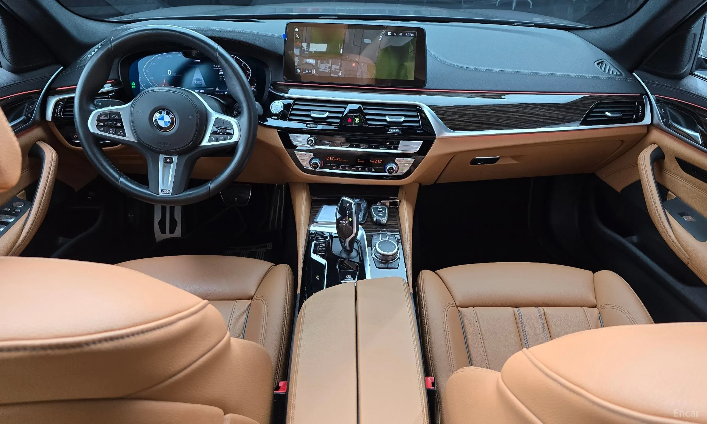 BMW 5 Series (G30) превью 4