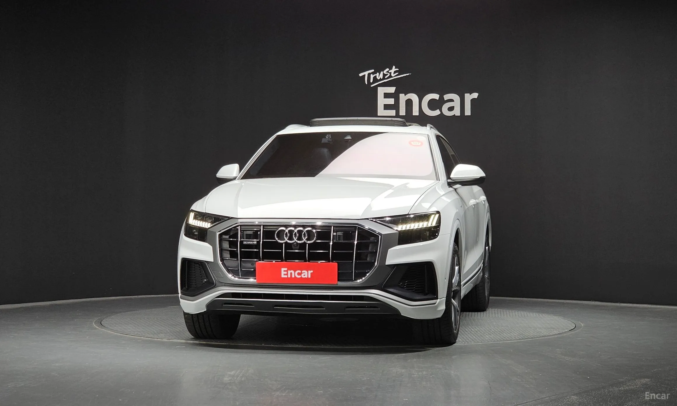 Audi Q8 (4M)