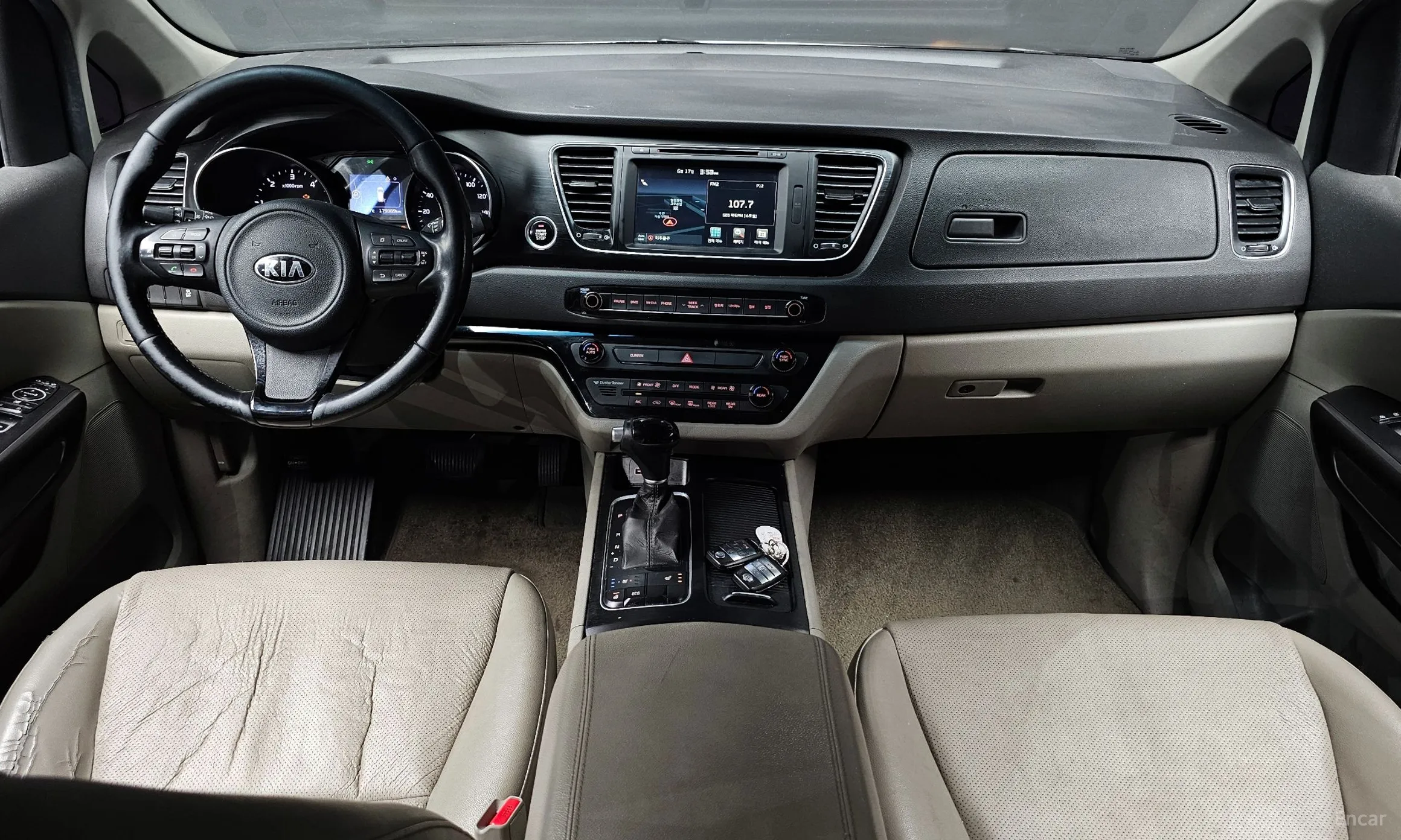 Kia Carnival превью 4