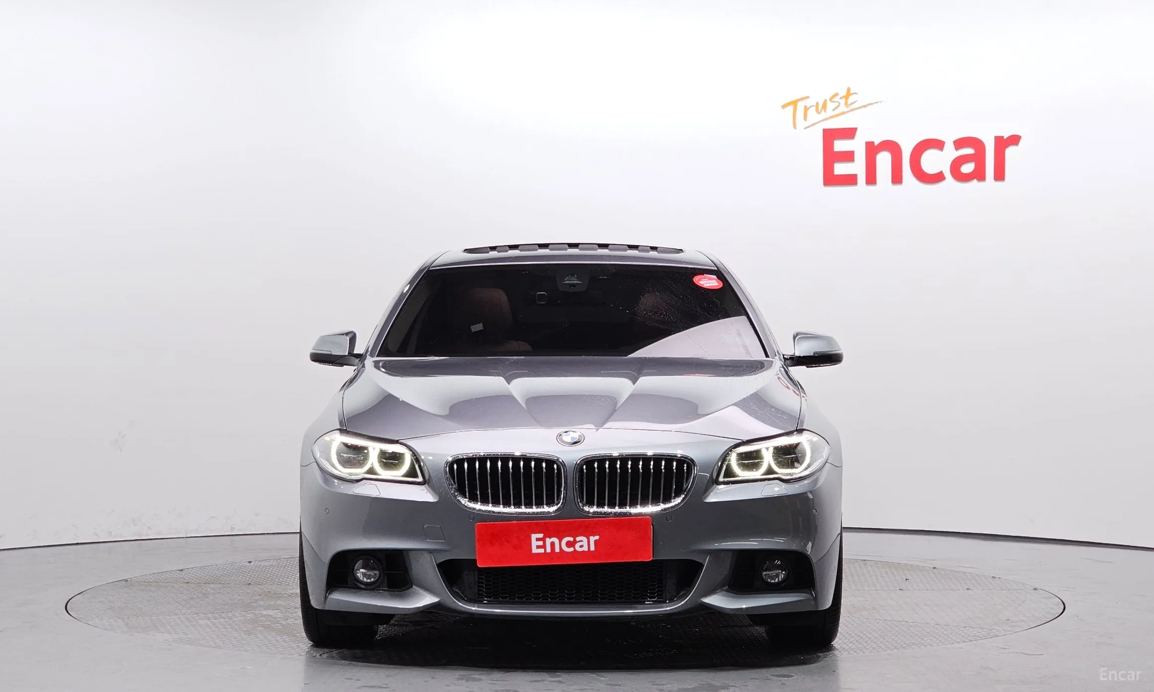 BMW 5 Series (F10) превью 2