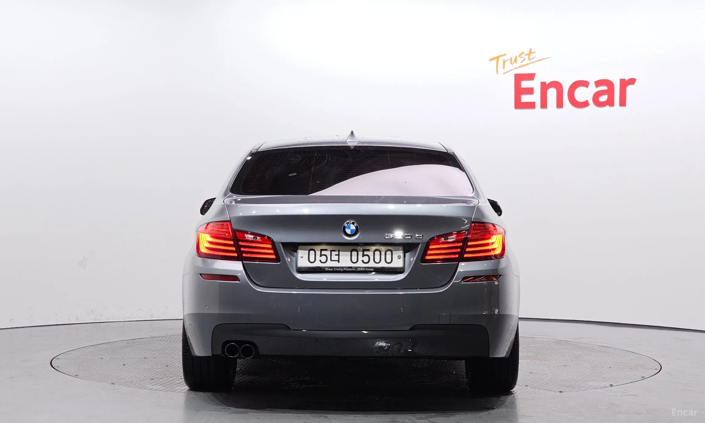BMW 5 Series (F10) превью 3
