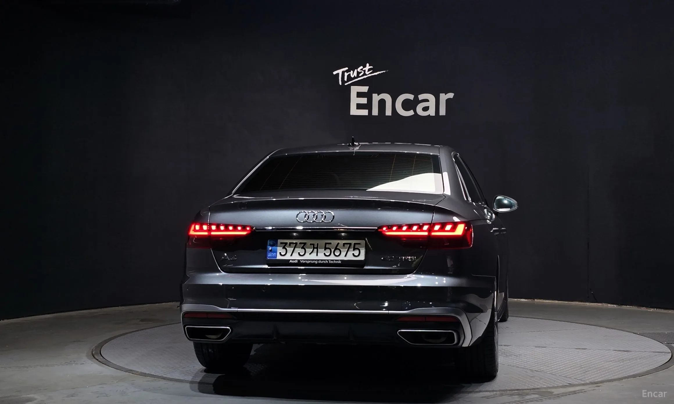 Audi A4 (B9) превью 3