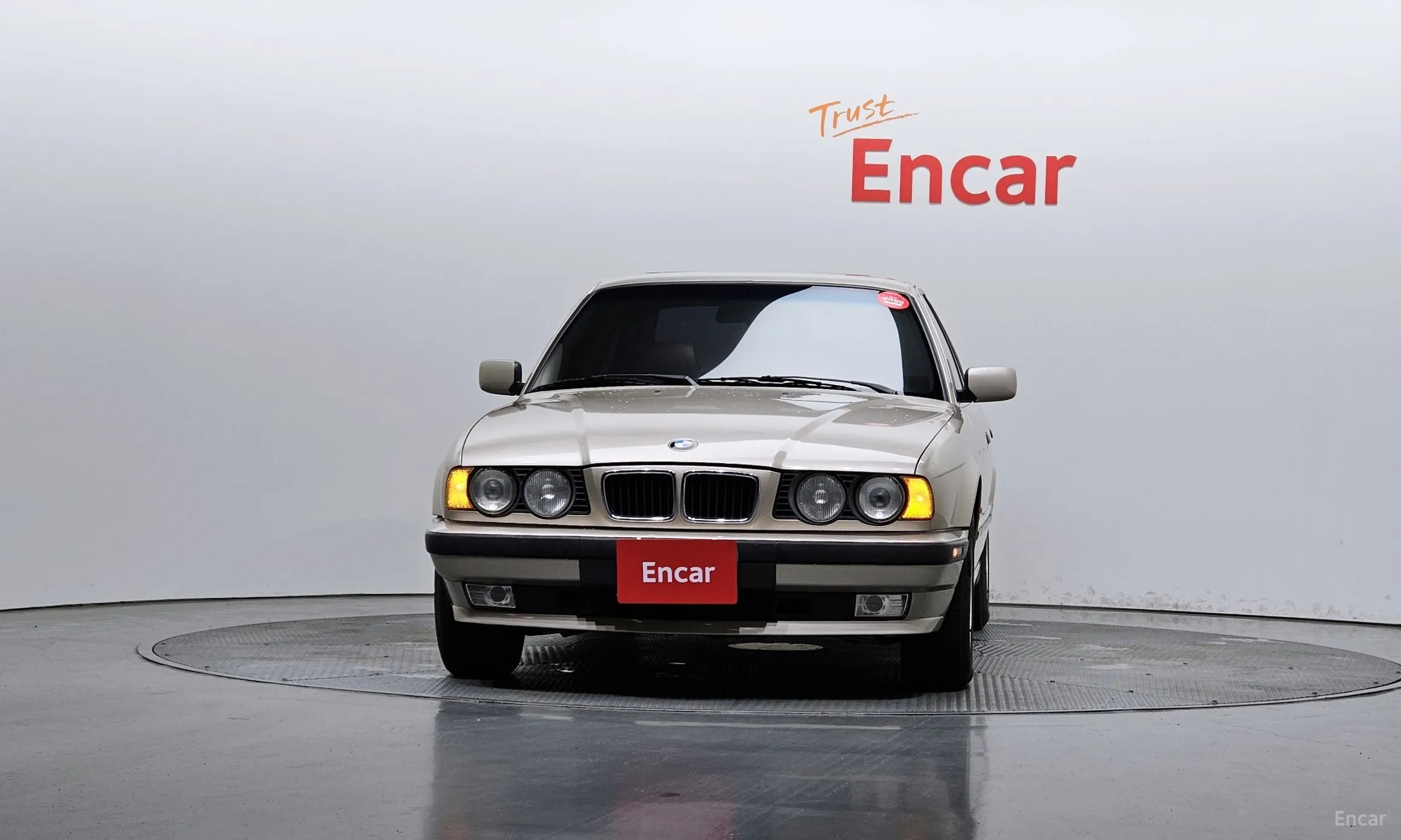 BMW 5 Series превью 2