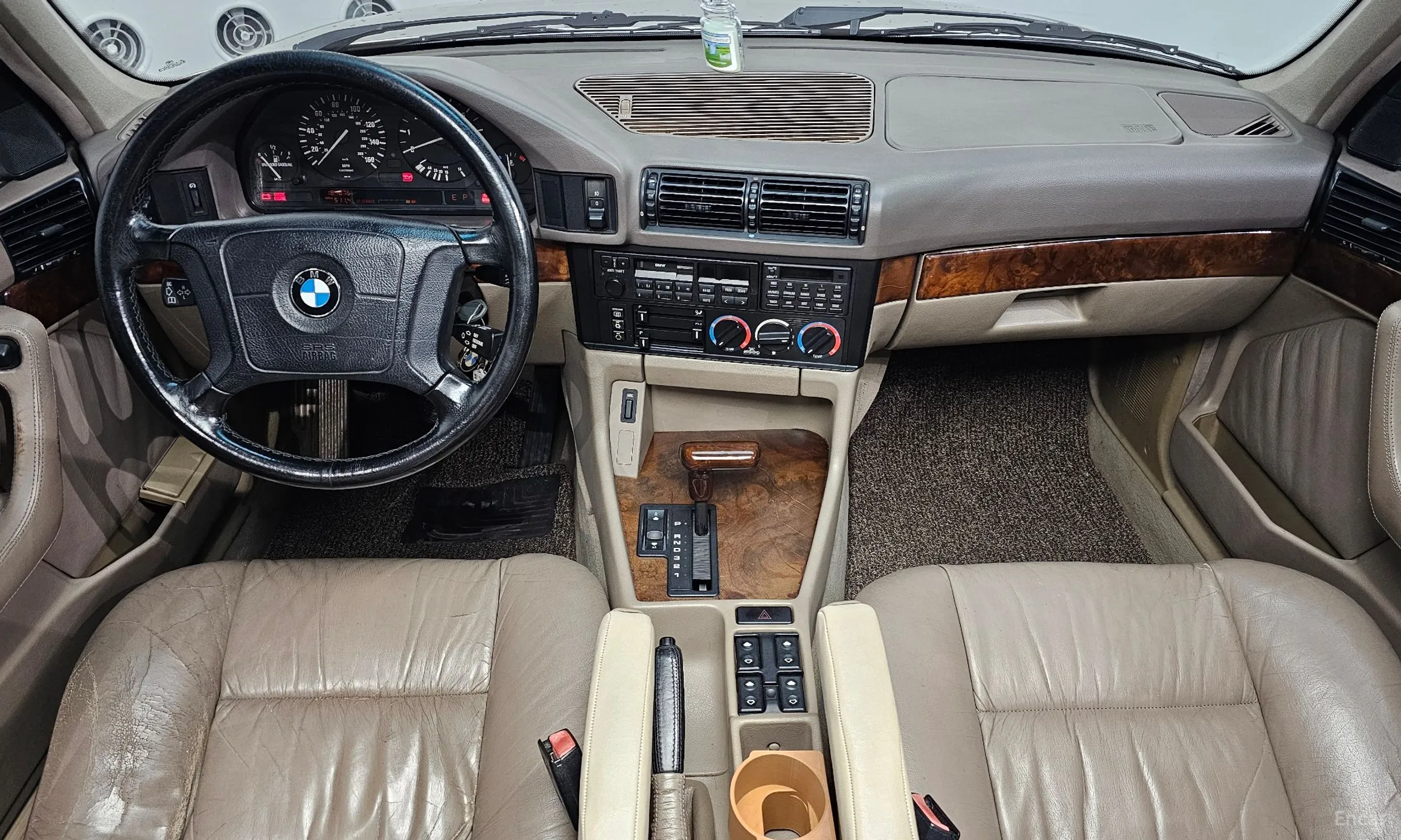BMW 5 Series превью 4