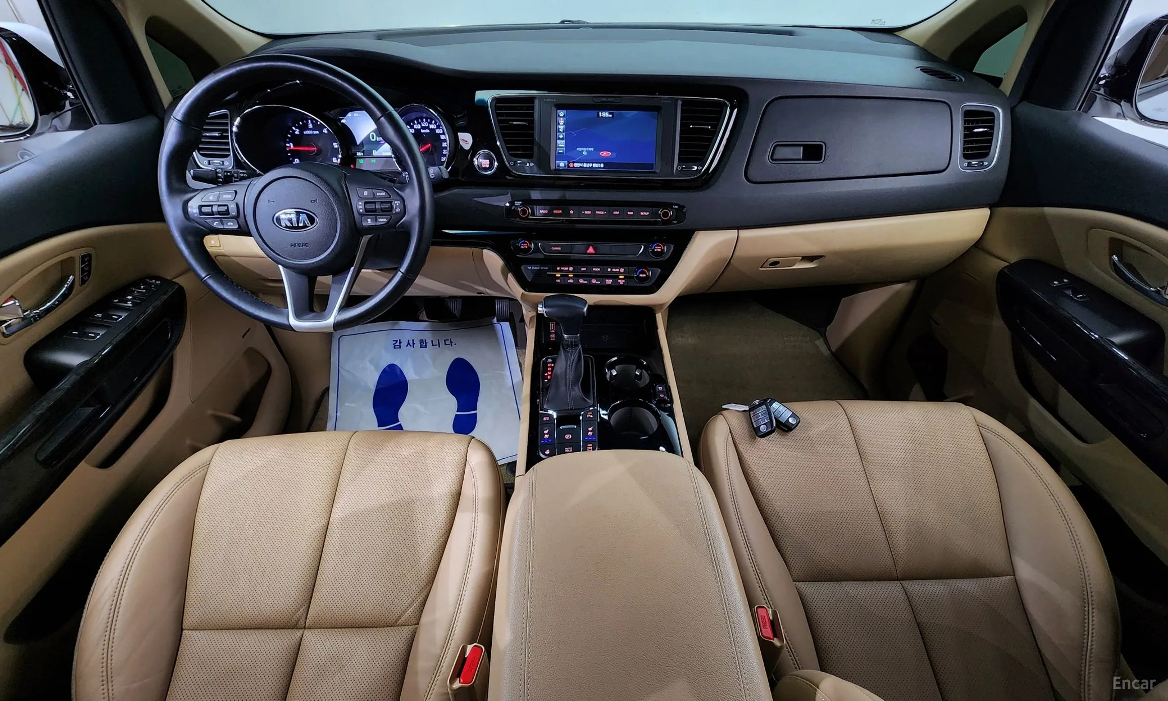 Kia Carnival превью 4