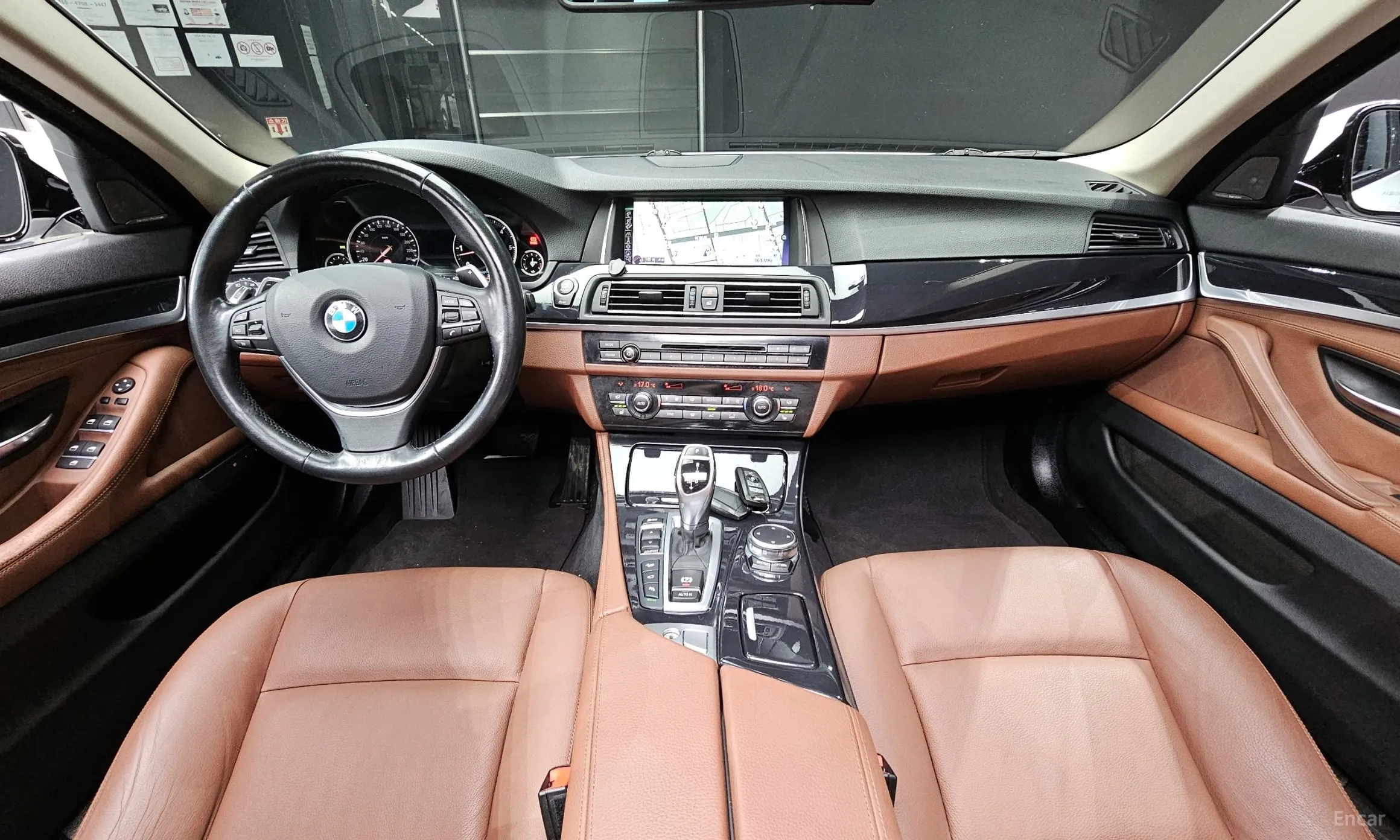 BMW 5 Series (F10) превью 4