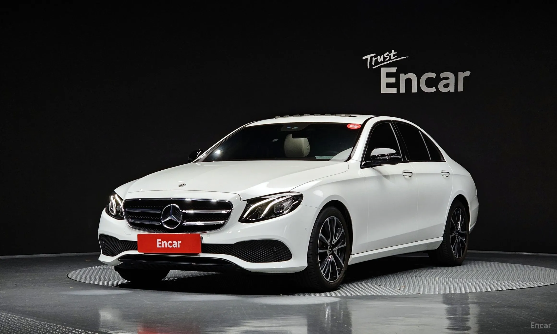 Mercedes Benz E-Class W213