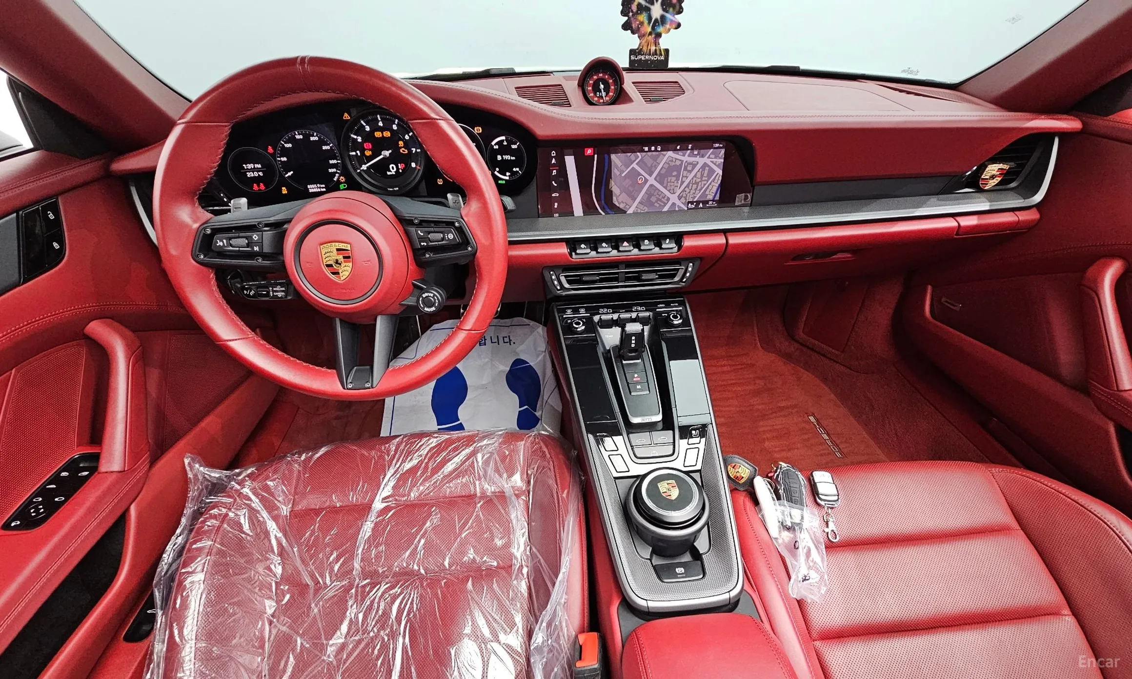 Porsche 911 (992) превью 4