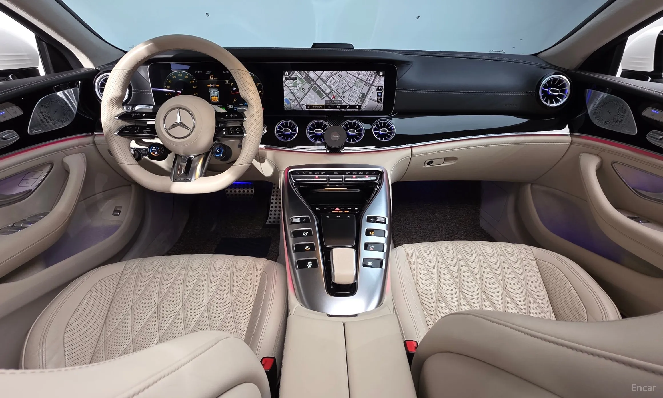 Mercedes Benz AMG GT превью 4