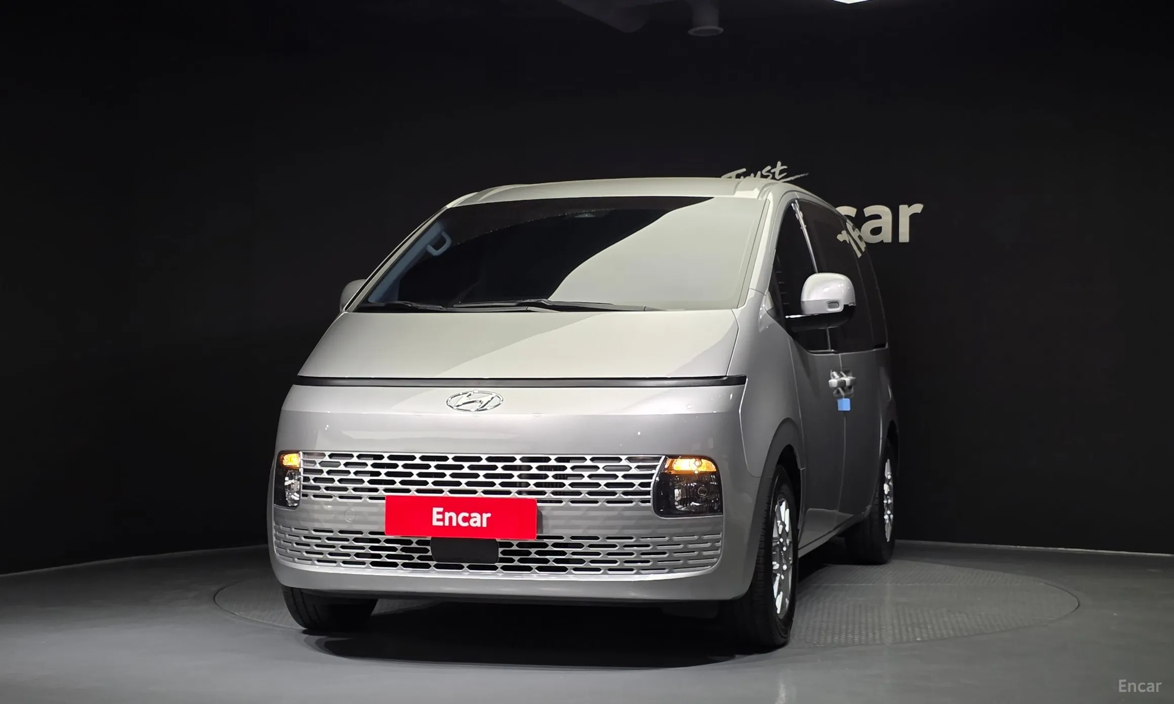 Hyundai Staria превью 2