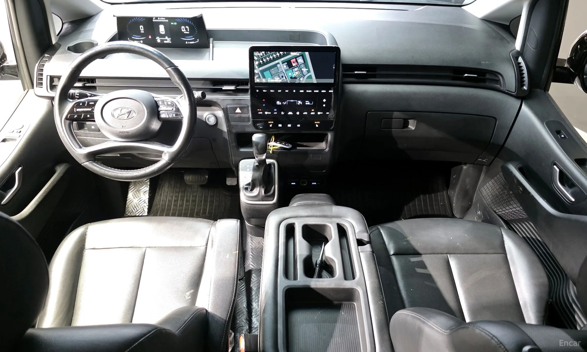 Hyundai Staria превью 4