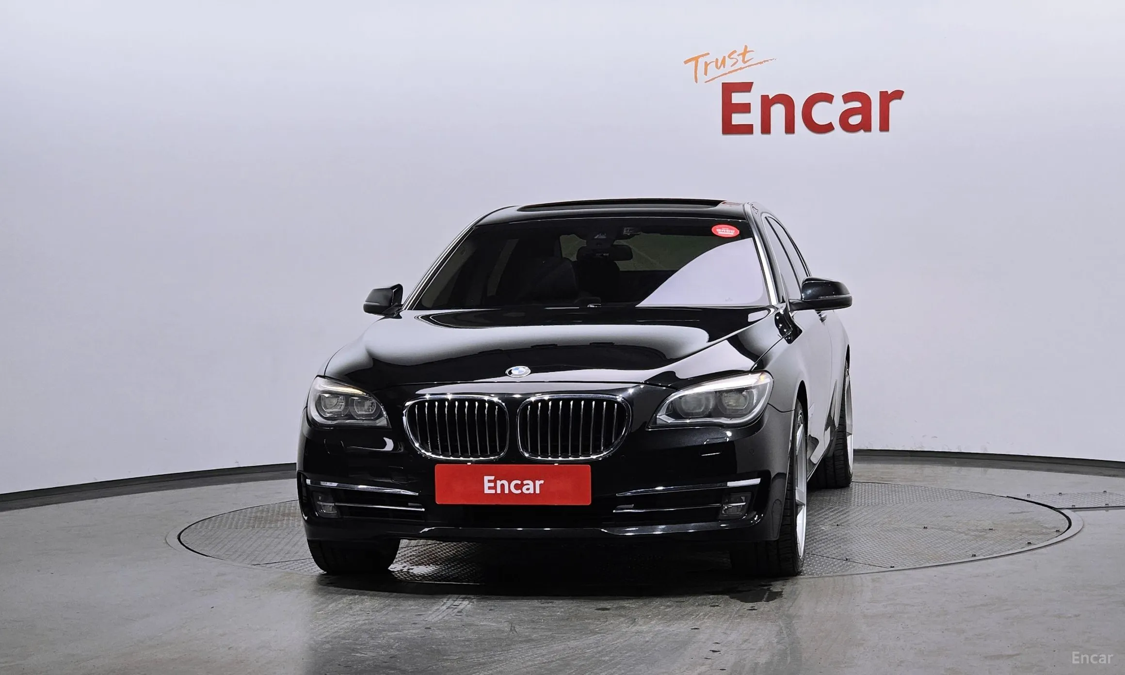 BMW 7 Series (F01) превью 2