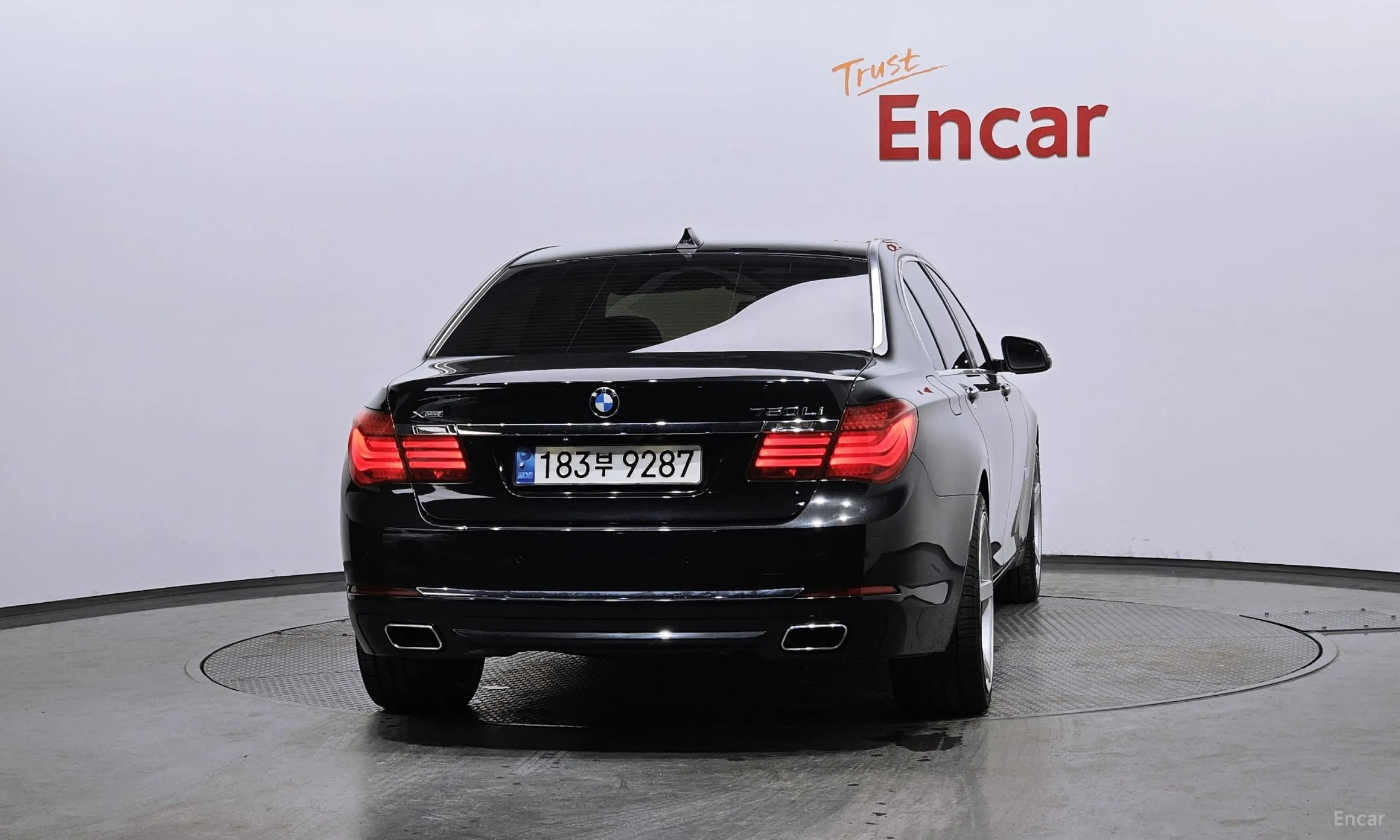 BMW 7 Series (F01) превью 3