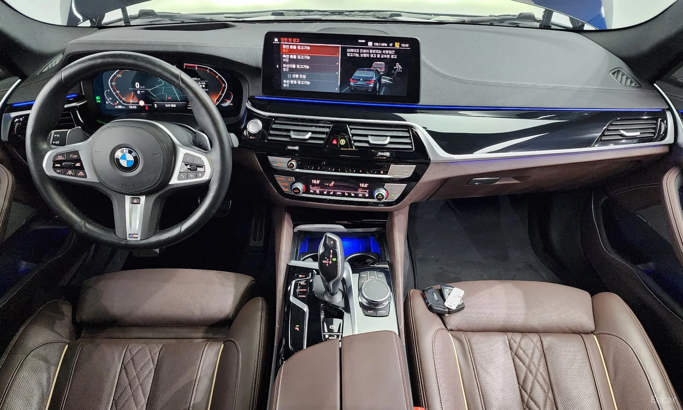 BMW 5 Series (G30) превью 4