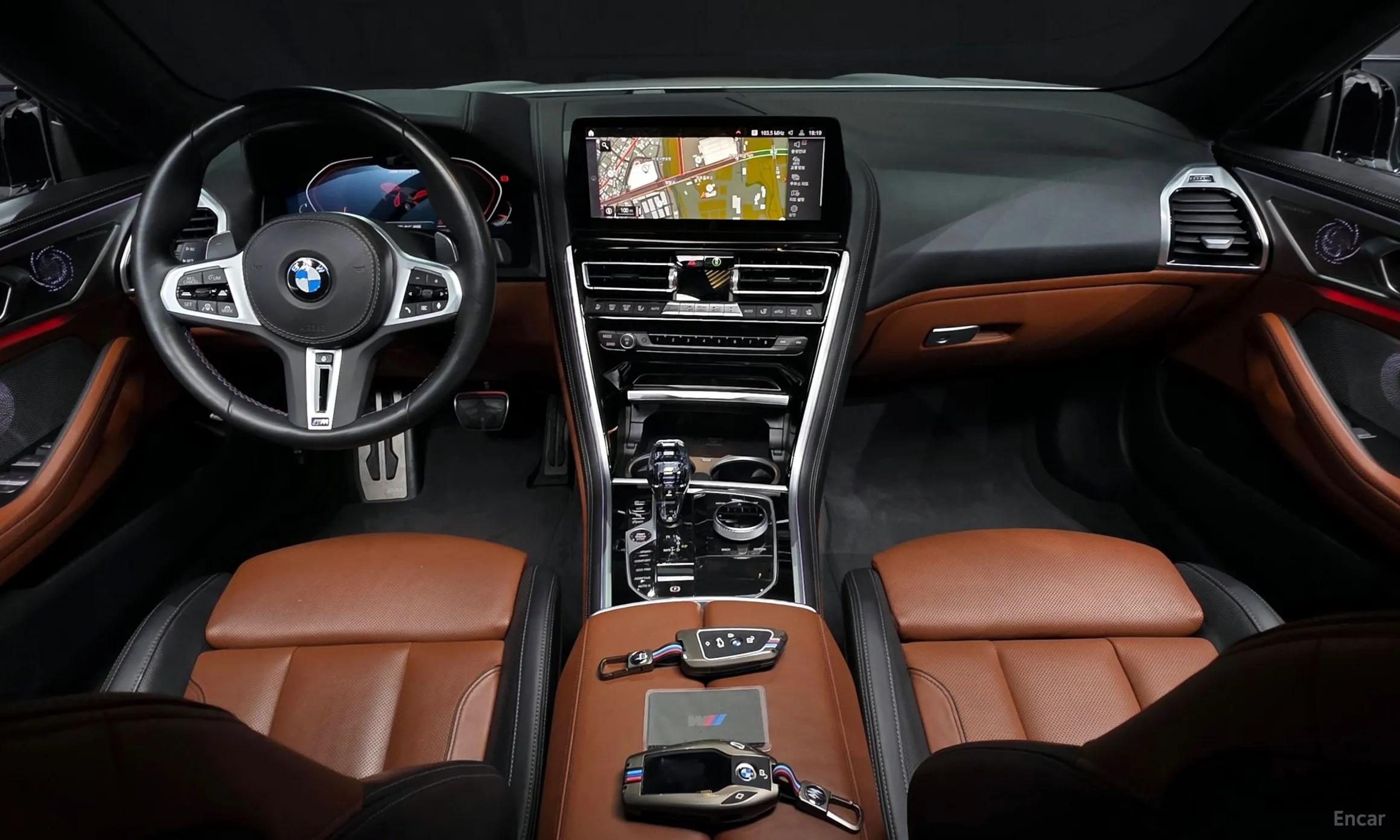 BMW 8-series (G15) превью 4