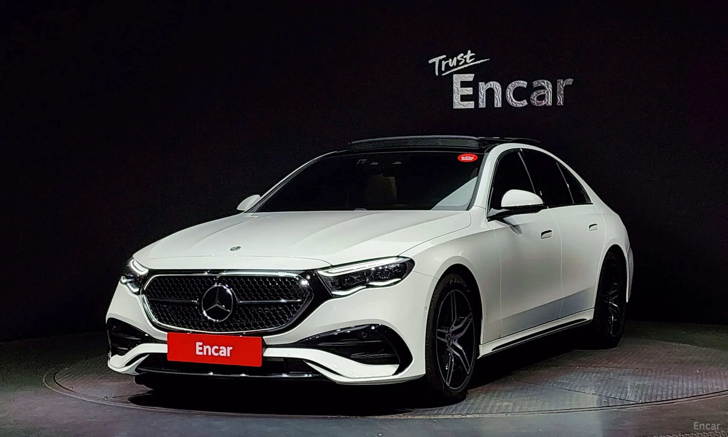 E-Class W214