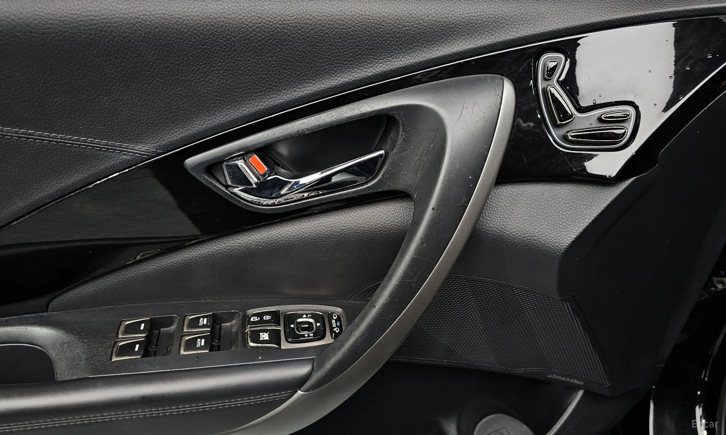 Hyundai Grandeur HG превью 19