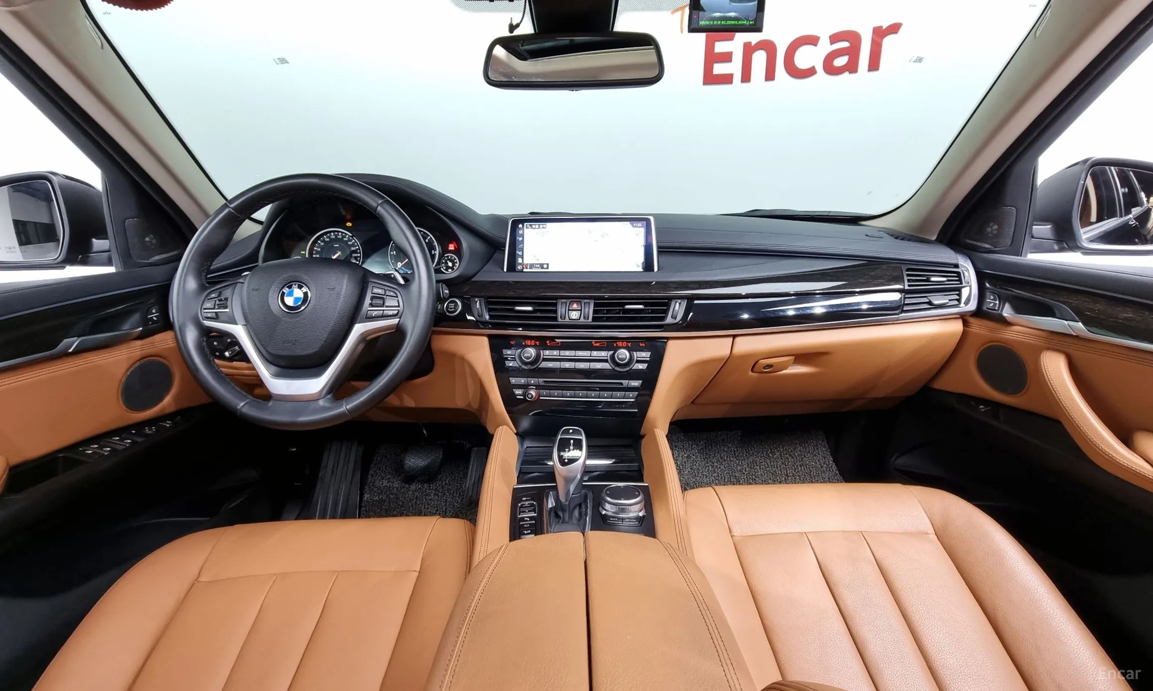 BMW X6 (F16) превью 4